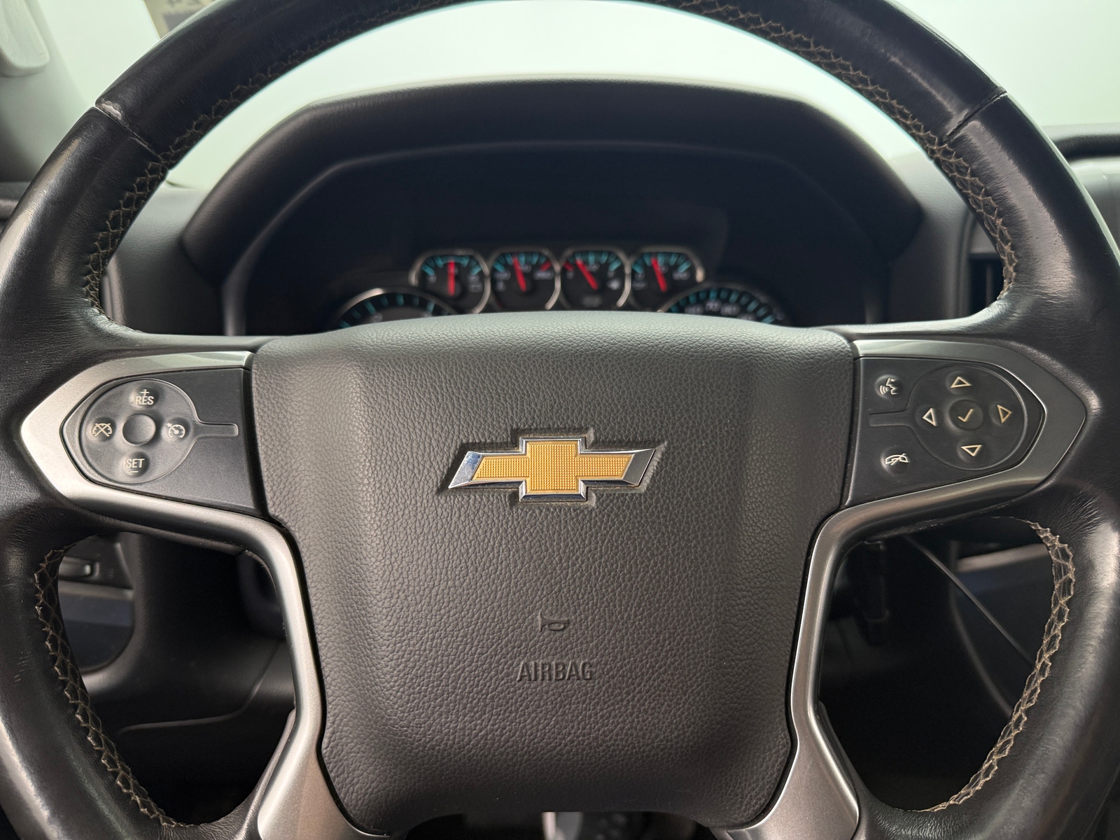 Thumbnail: 2015 Chevrolet Silverado 2500 - 5