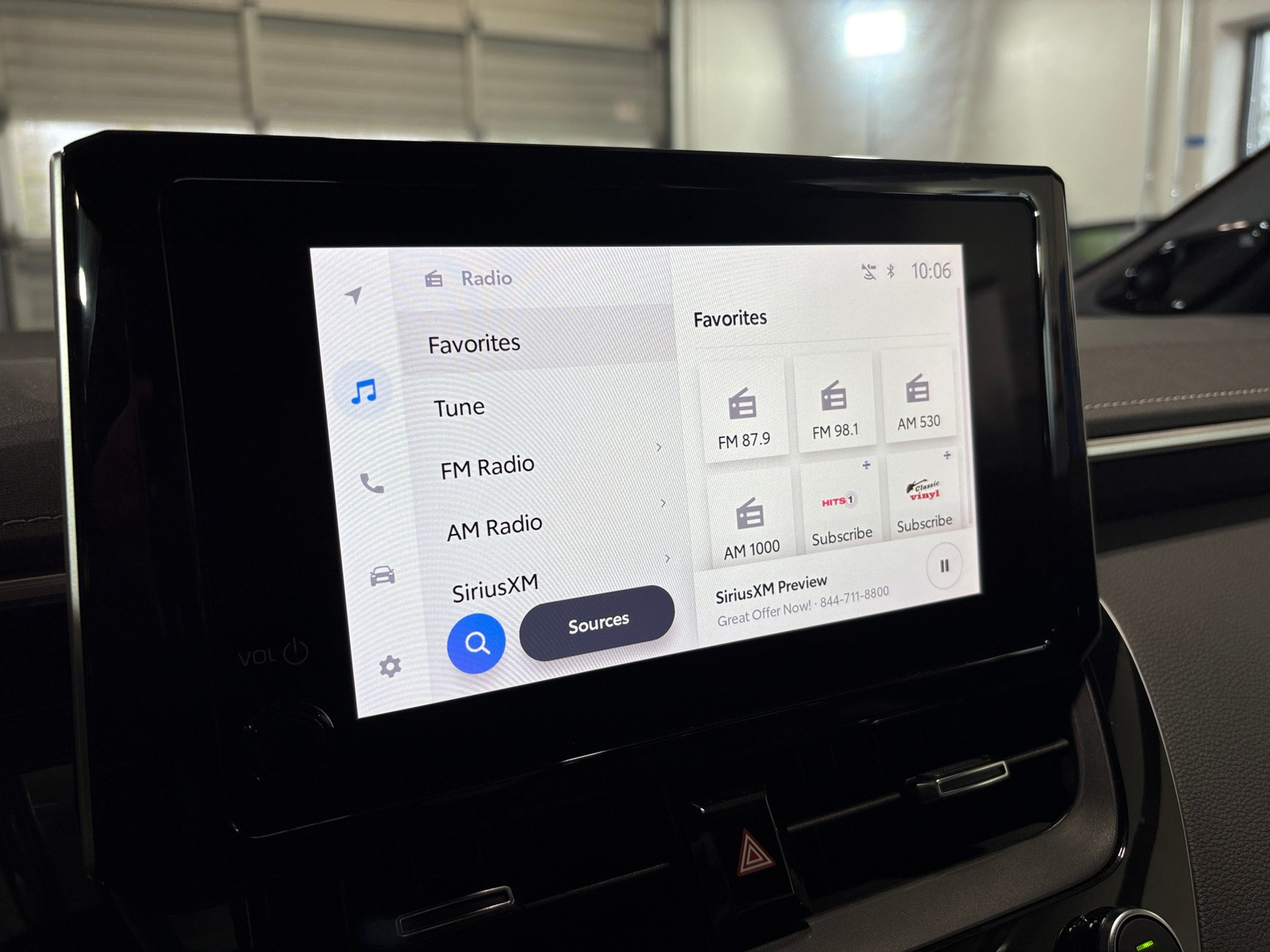 Thumbnail: 2024 Toyota Corolla - 3