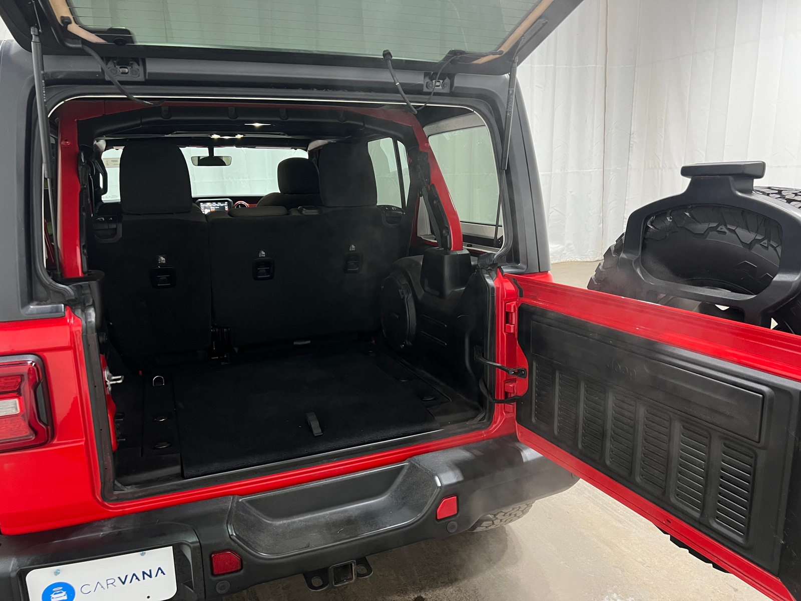 Thumbnail: 2019 Jeep Wrangler - 7