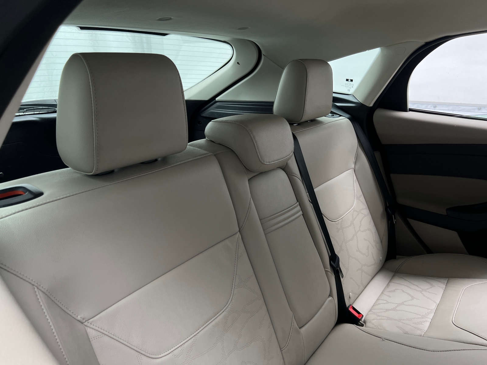 Thumbnail: 2015 Ford Focus - 6