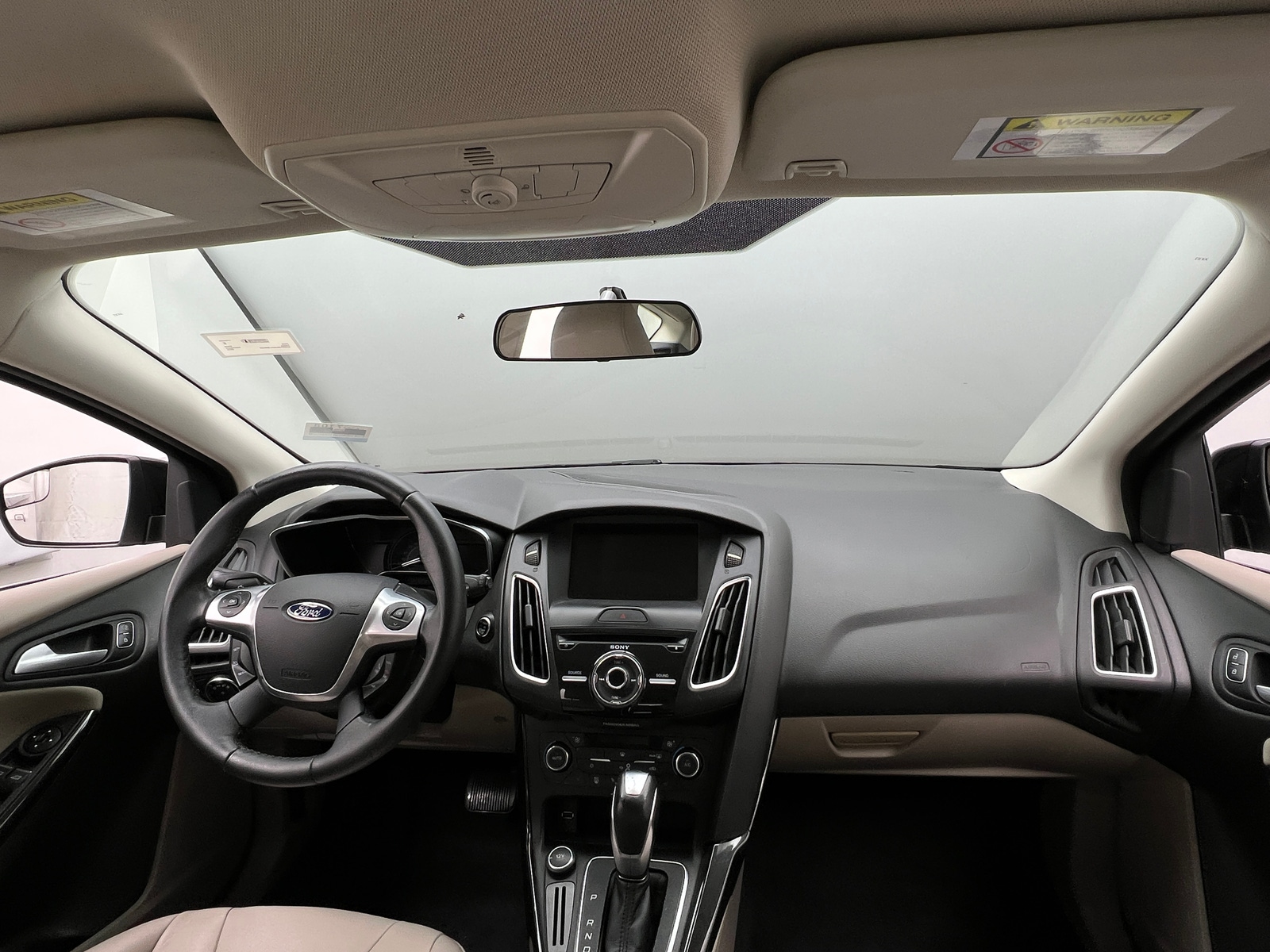 Thumbnail: 2015 Ford Focus - 3