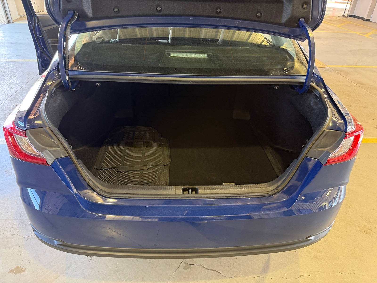 Thumbnail: 2025 Toyota Camry - 7