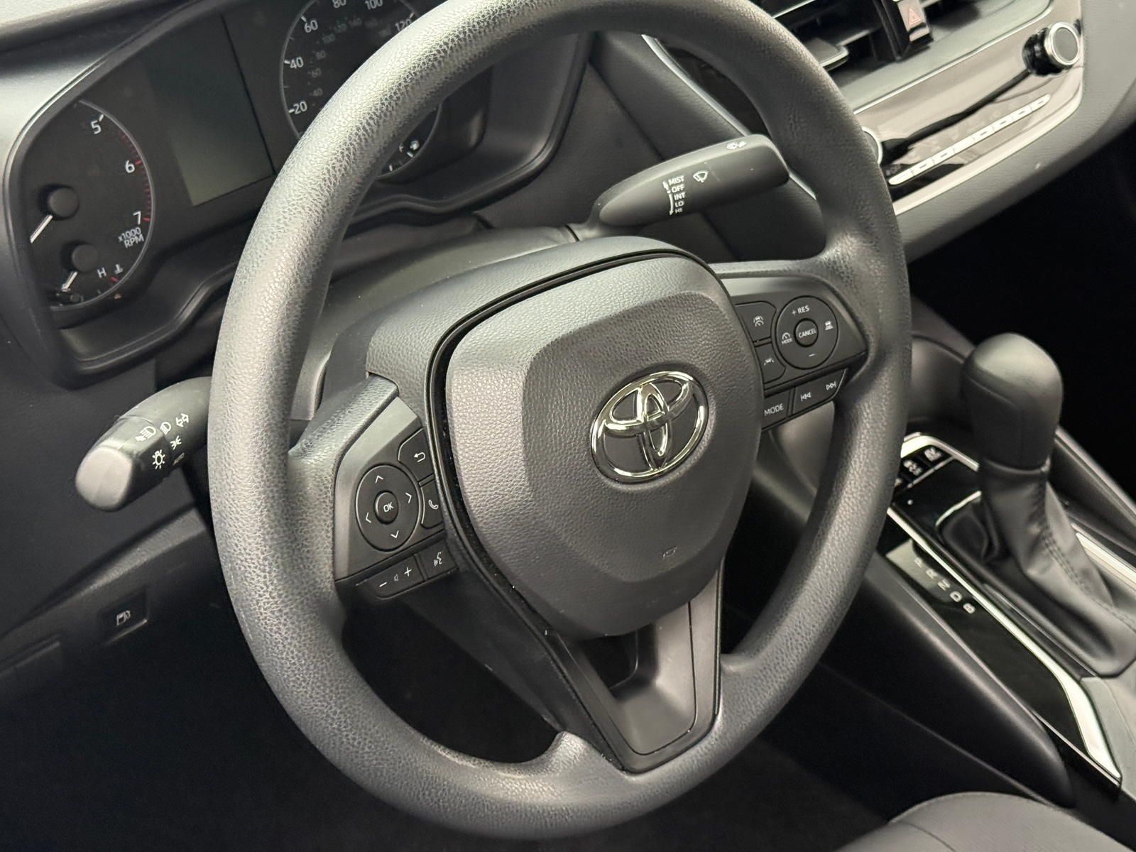 Thumbnail: 2024 Toyota Corolla - 5