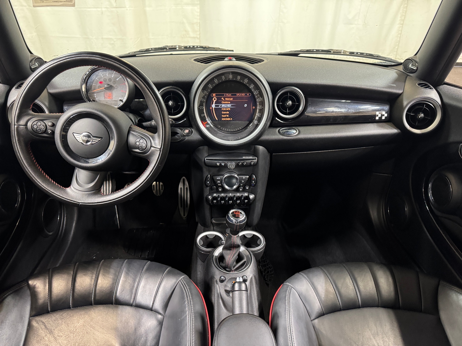 Thumbnail: 2011 MINI Cooper Hardtop - 2