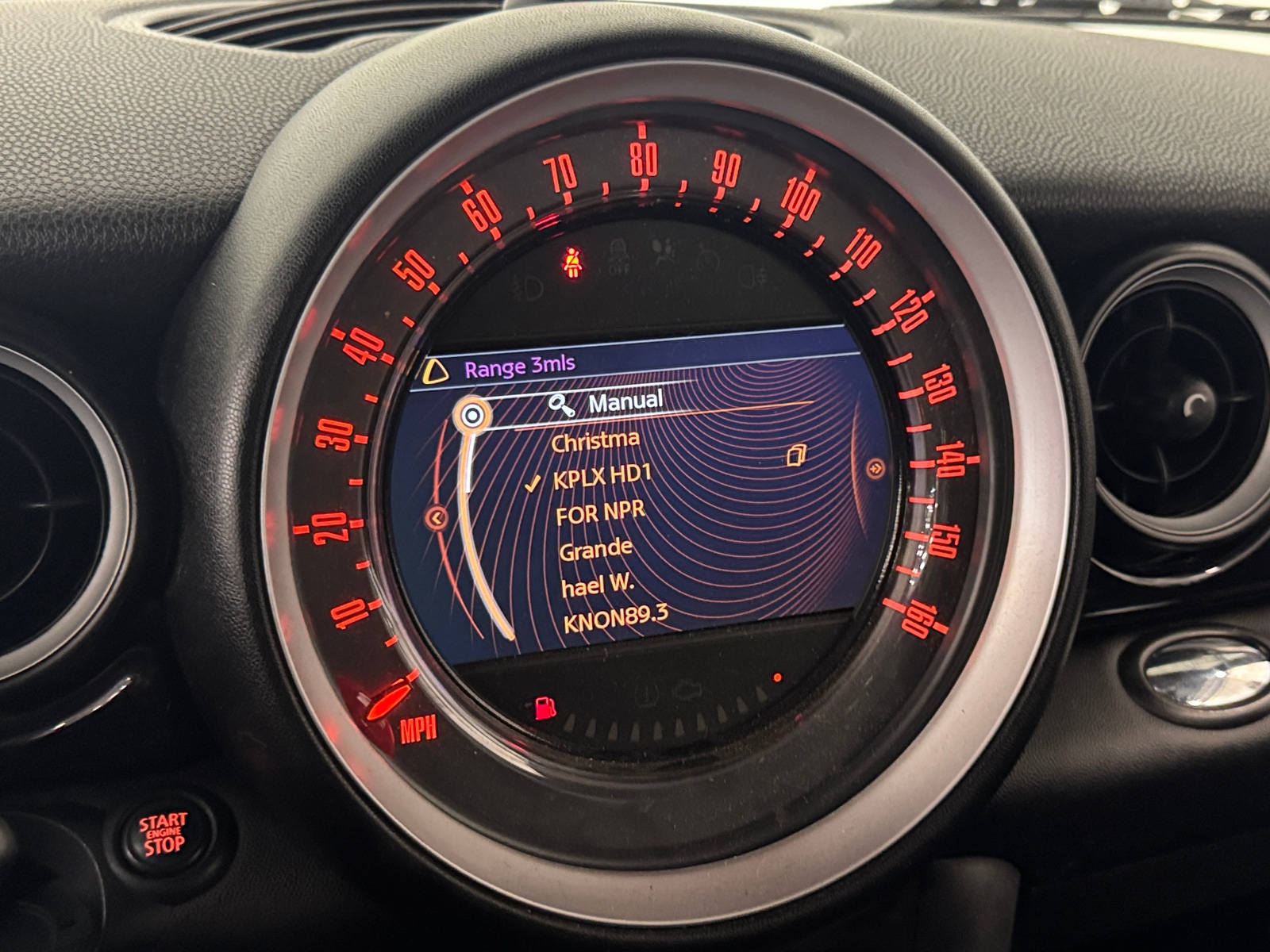 Thumbnail: 2011 MINI Cooper Hardtop - 3