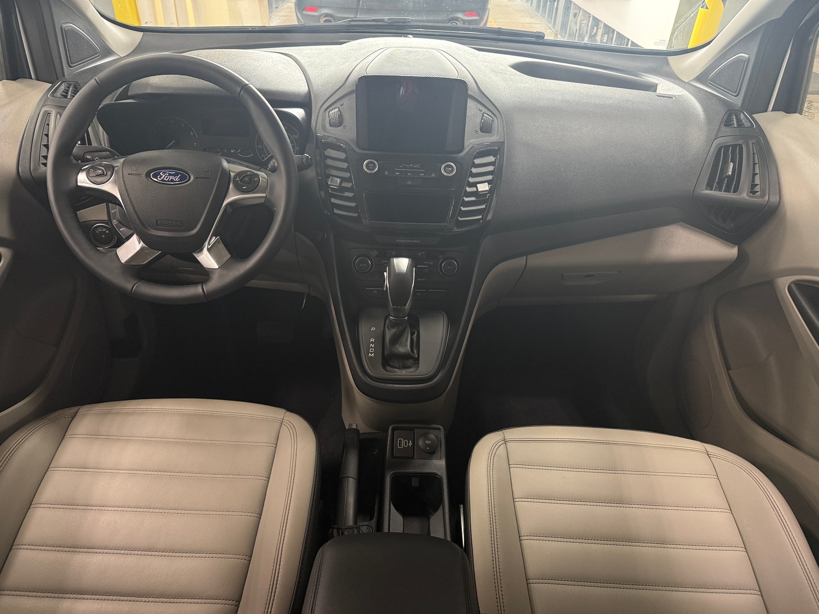 Thumbnail: 2022 Ford Transit Series - 2