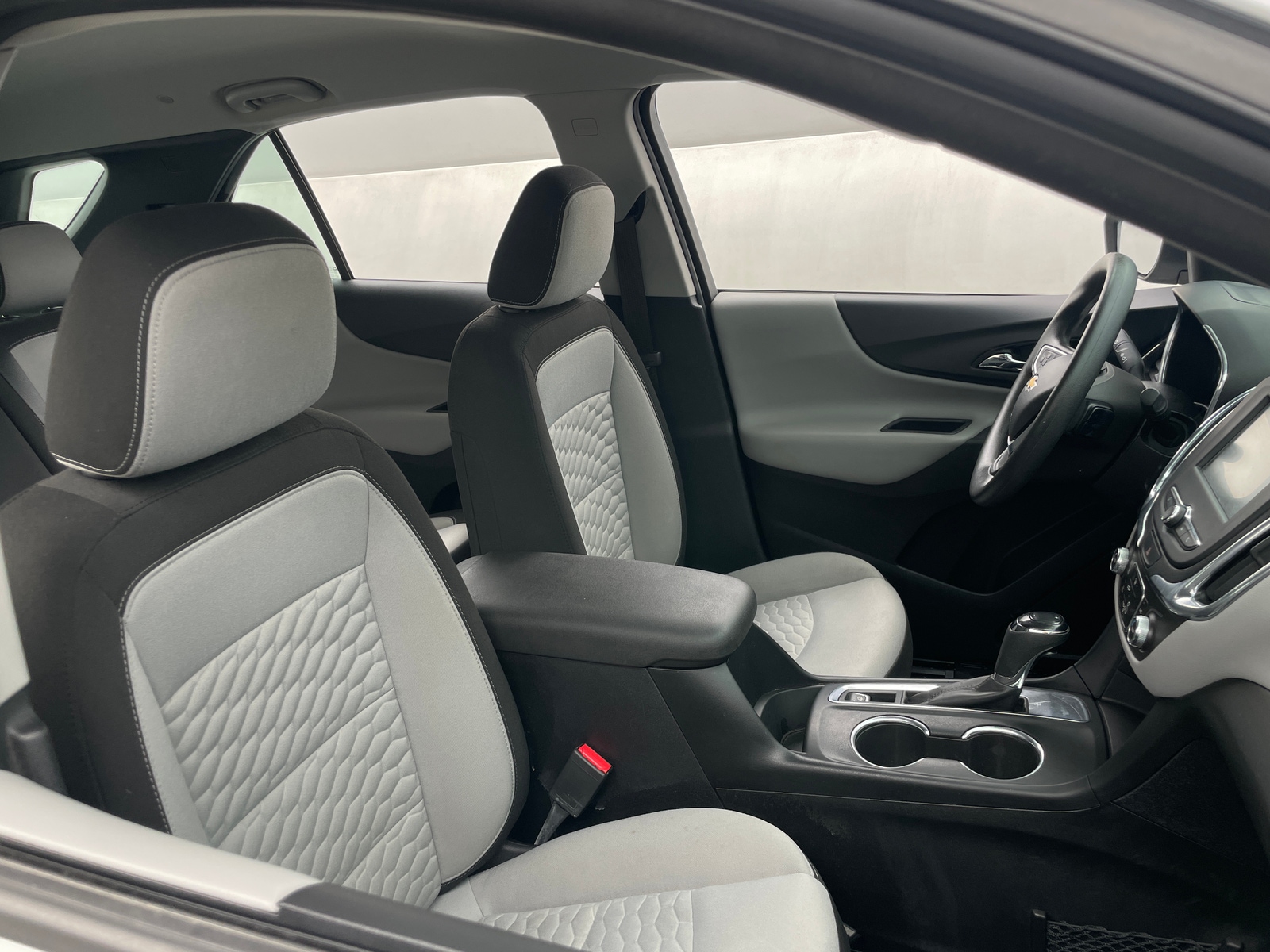 Thumbnail: 2018 Chevrolet Equinox - 2