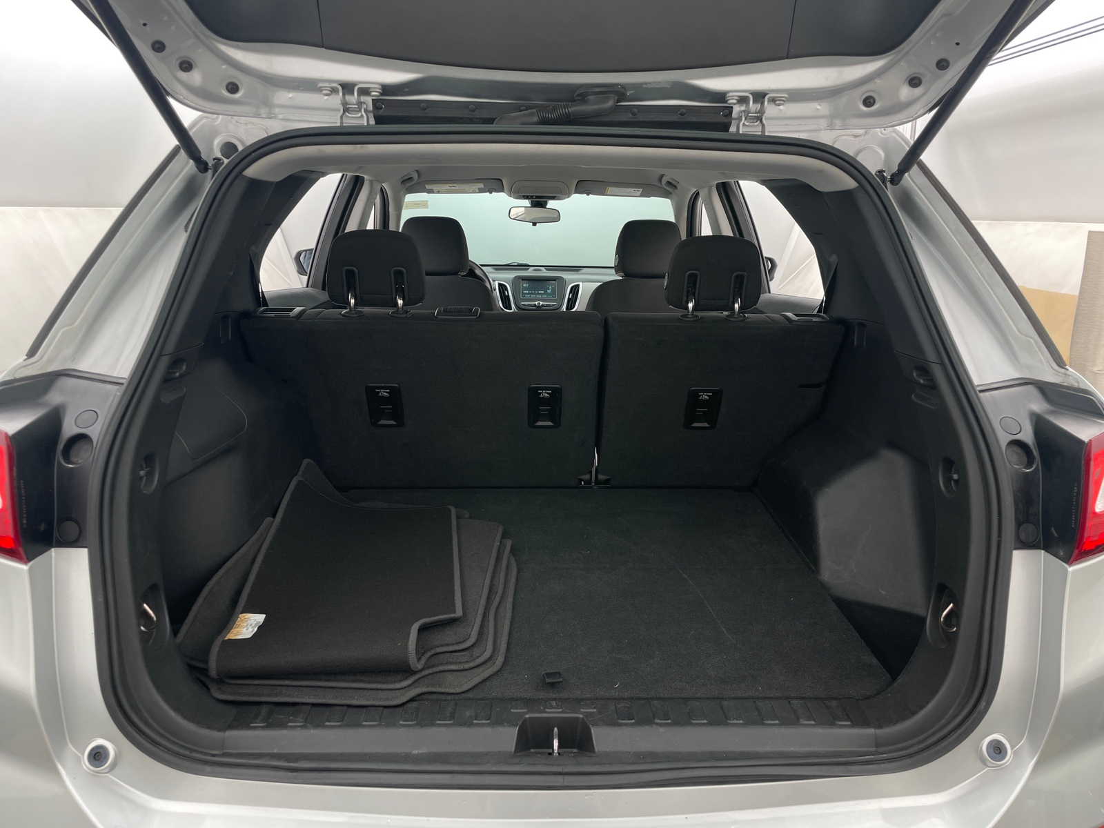 Thumbnail: 2018 Chevrolet Equinox - 7