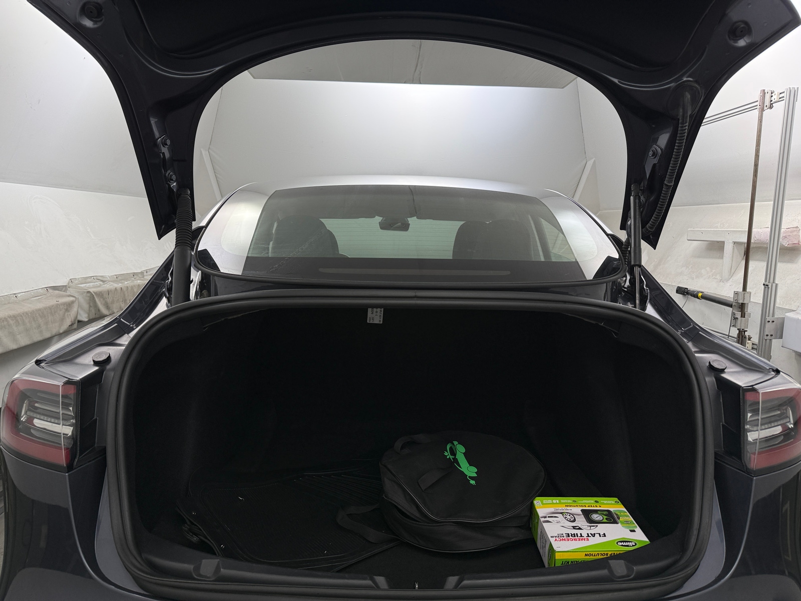 Thumbnail: 2023 Tesla Model 3 - 6