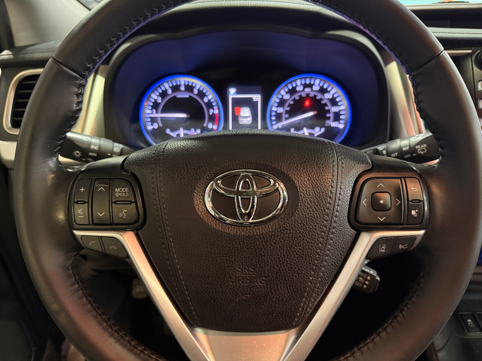 Thumbnail: 2019 Toyota Highlander - 4