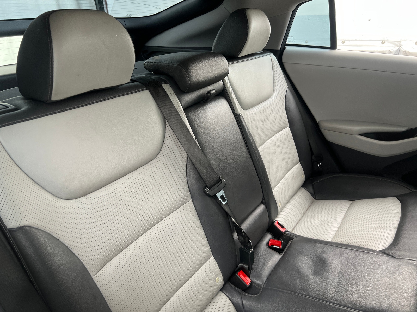 Thumbnail: 2020 Hyundai Ioniq - 5