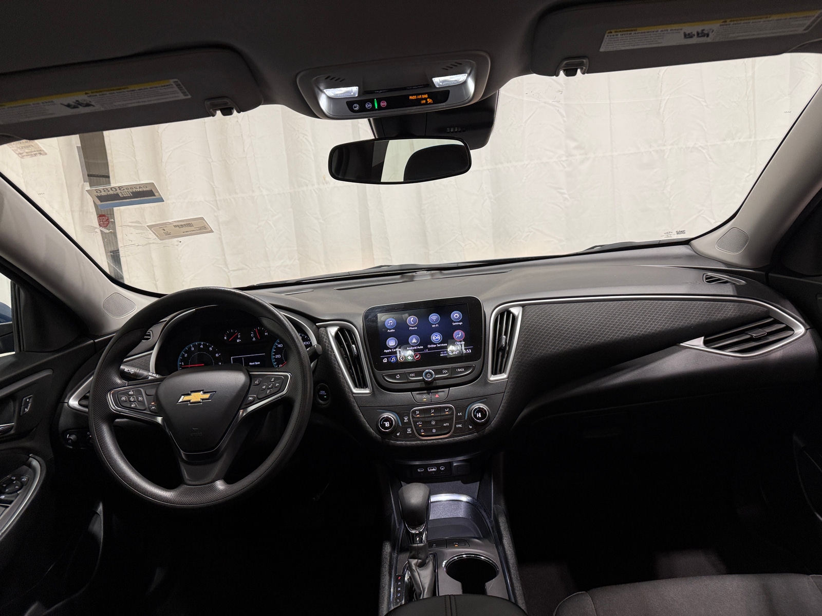 Thumbnail: 2024 Chevrolet Malibu - 3