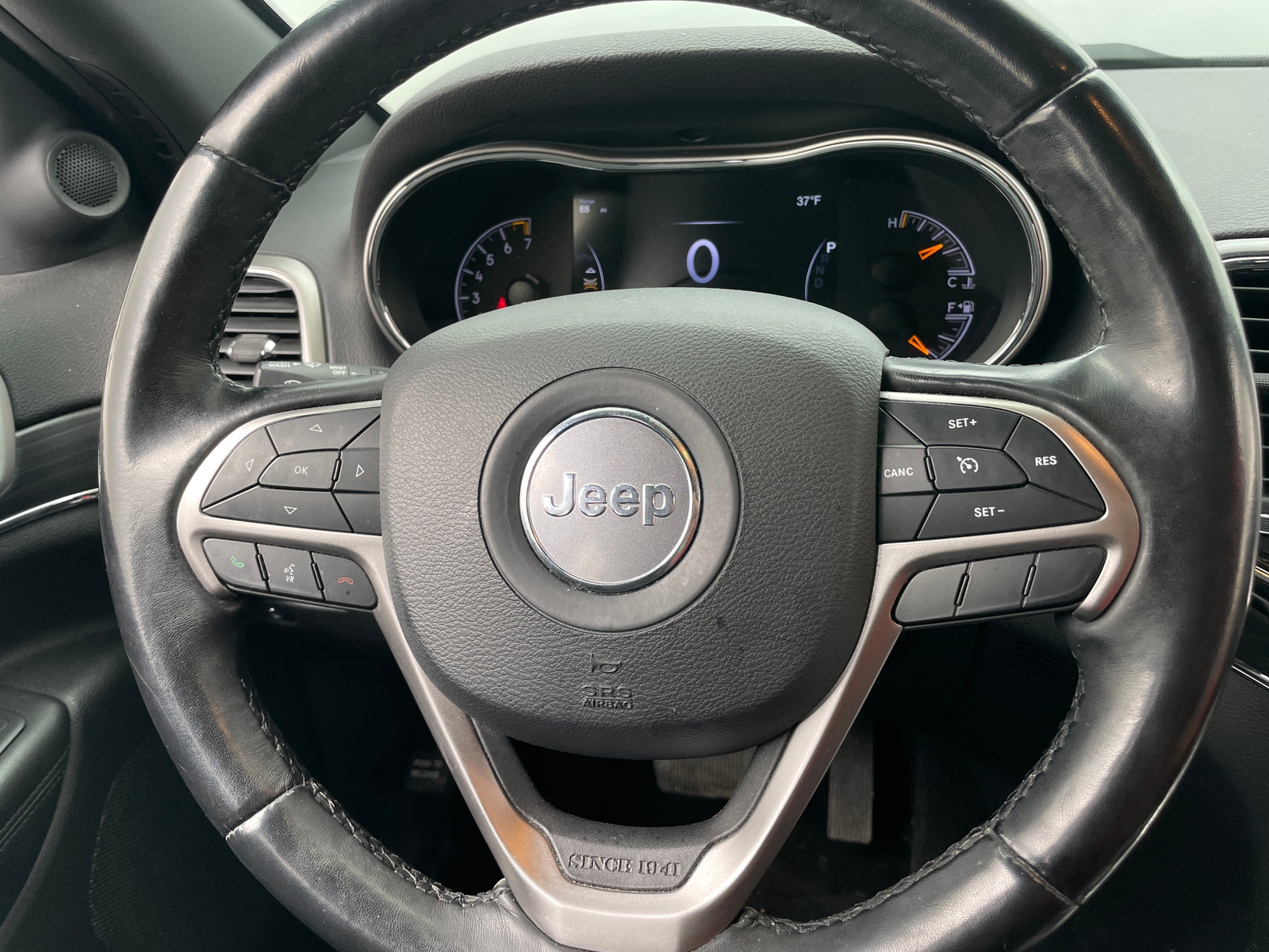 Thumbnail: 2020 Jeep Grand Cherokee - 4