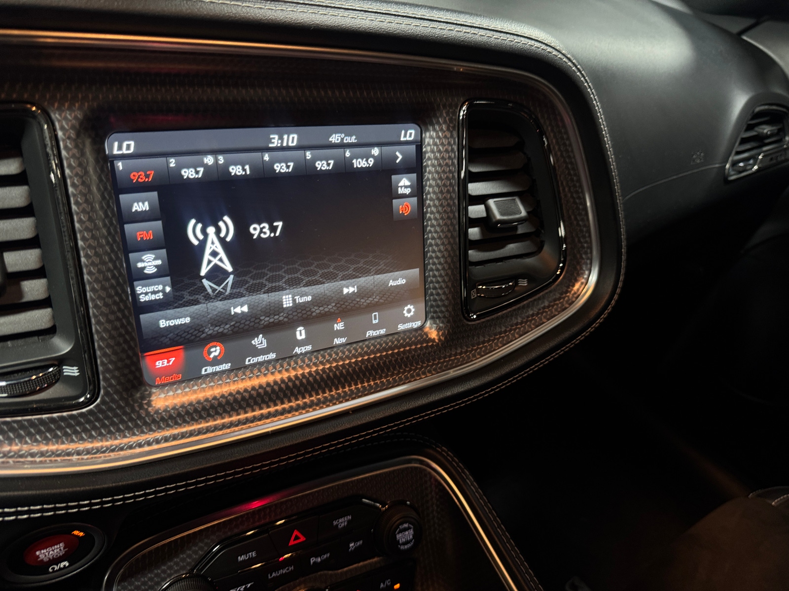 Thumbnail: 2022 Dodge Challenger - 3