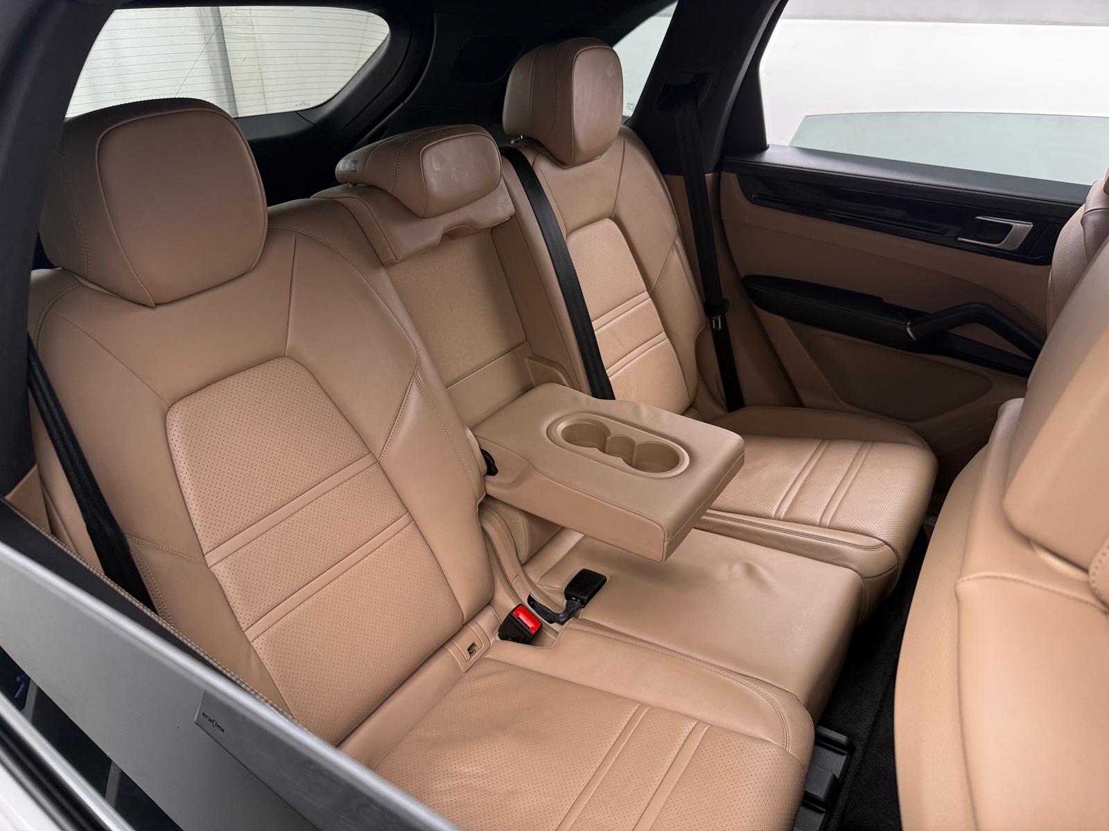 Thumbnail: 2020 Porsche Cayenne - 5