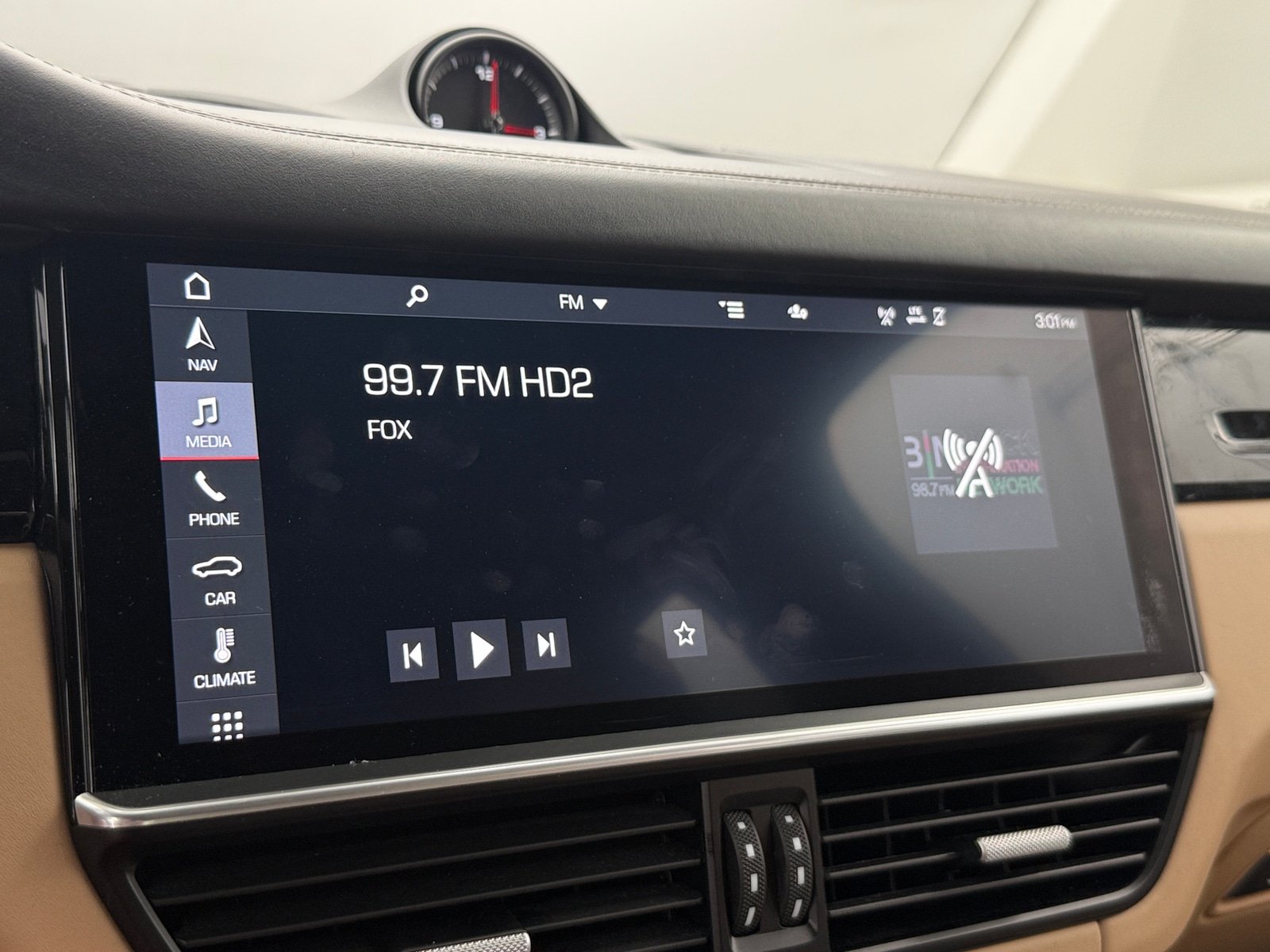 Thumbnail: 2020 Porsche Cayenne - 3