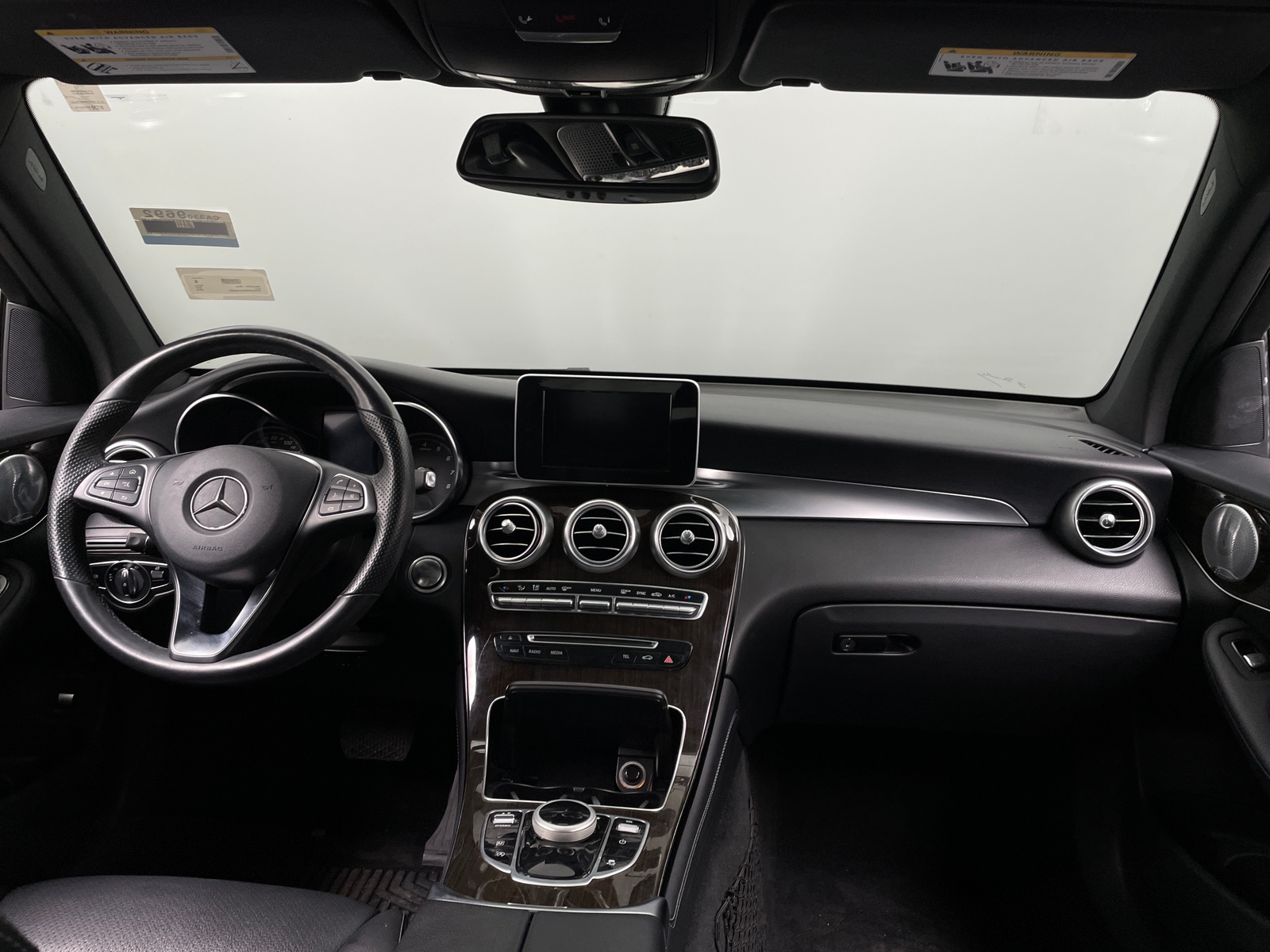 Thumbnail: 2019 Mercedes-Benz GLC - 2