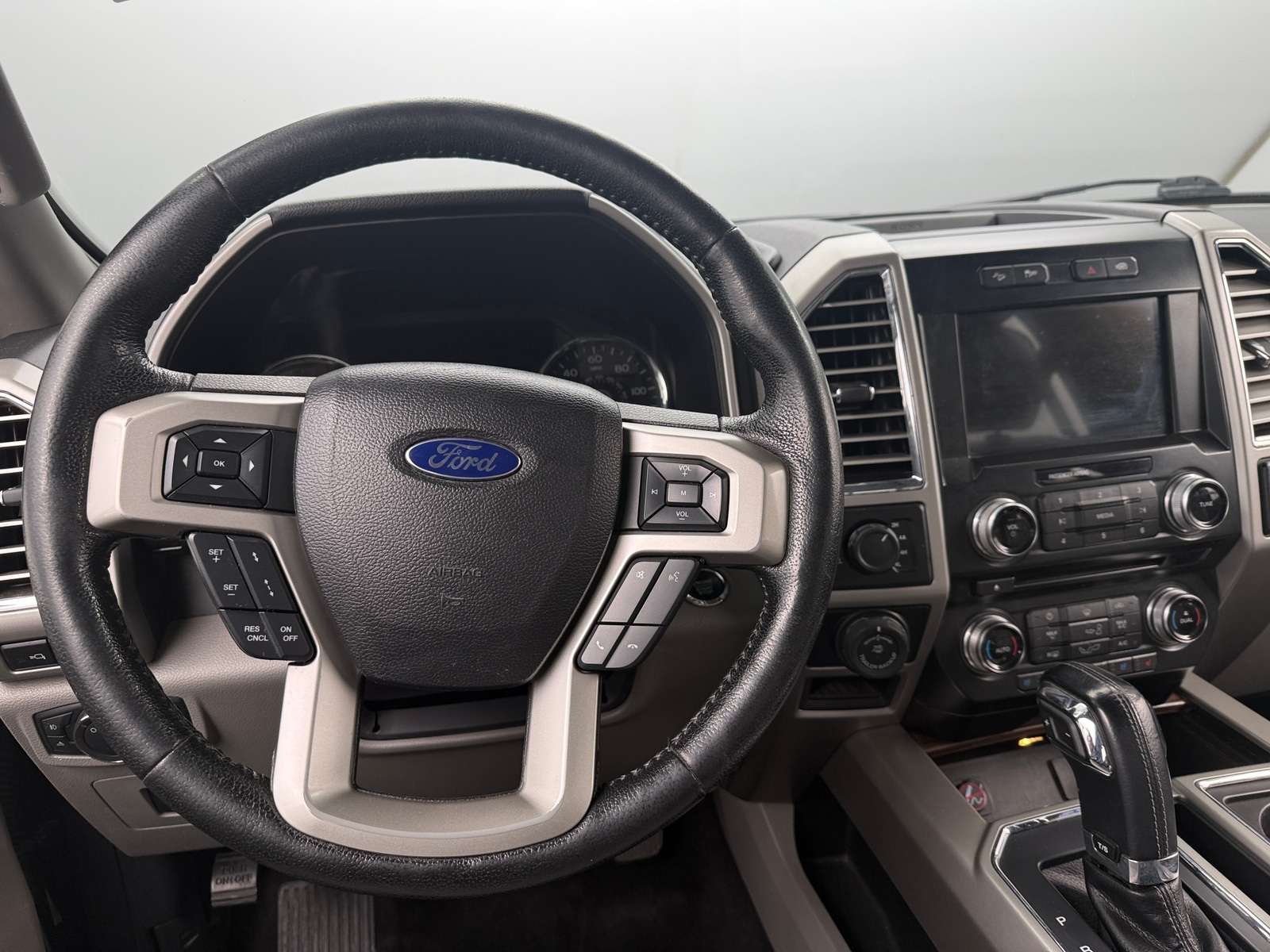 Thumbnail: 2016 Ford Econoline - 4