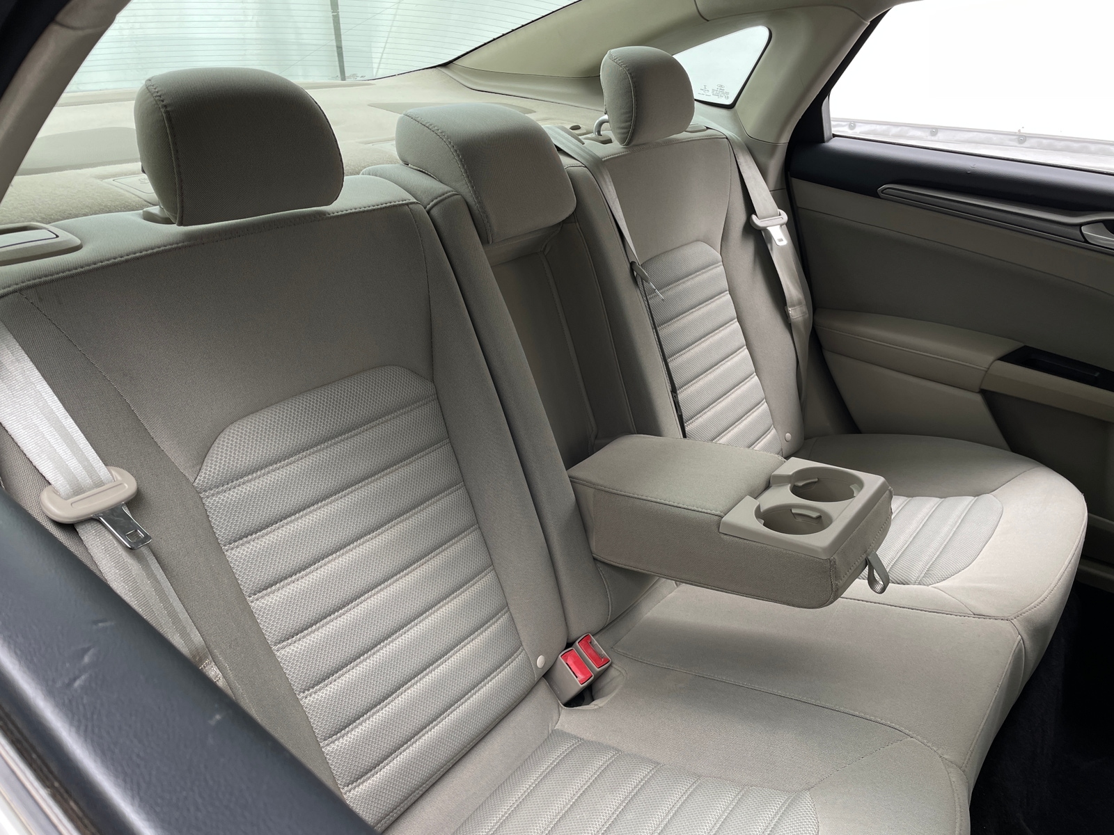 Thumbnail: 2017 Ford Fusion - 6