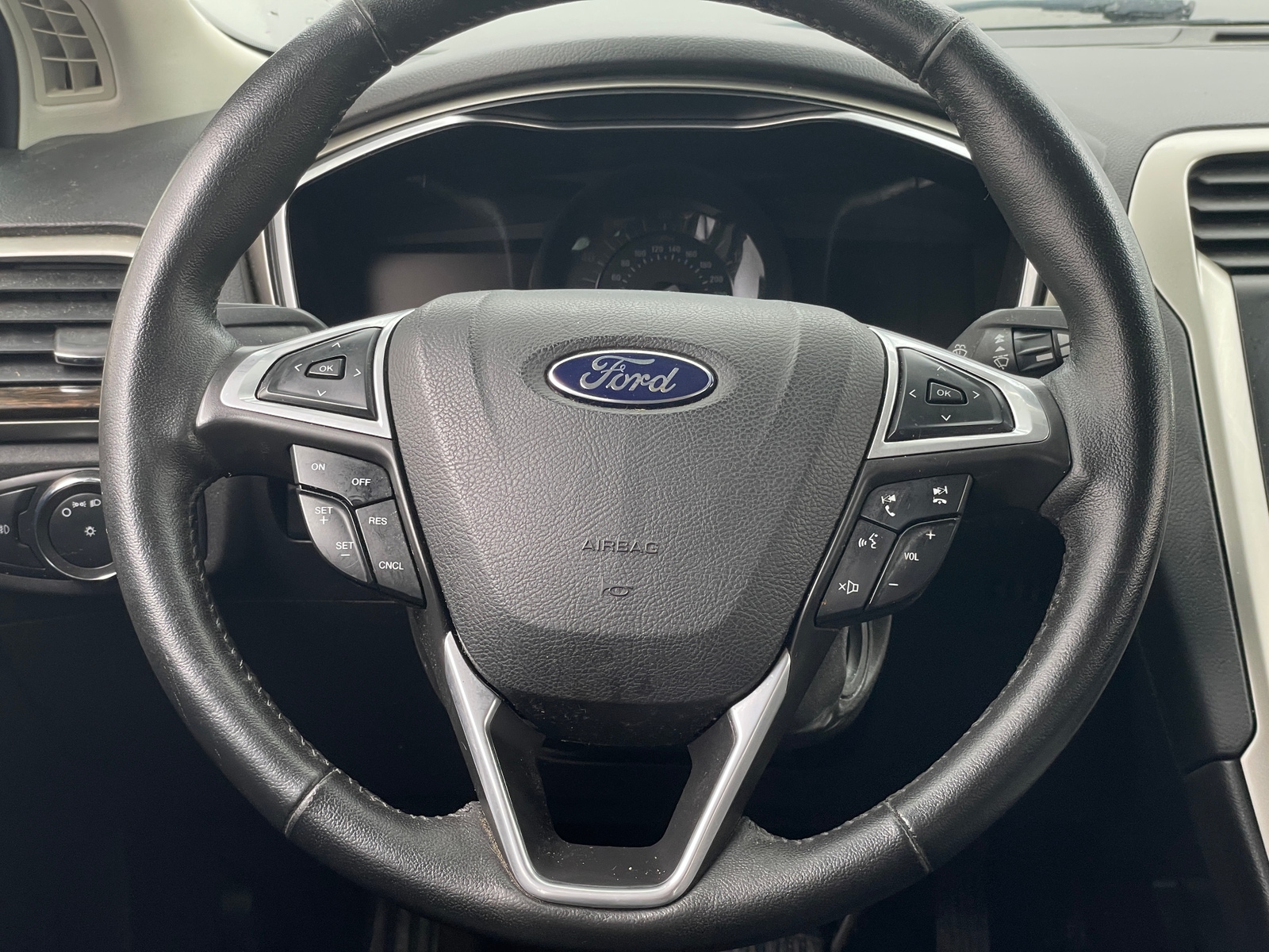 Thumbnail: 2014 Ford Fusion - 4