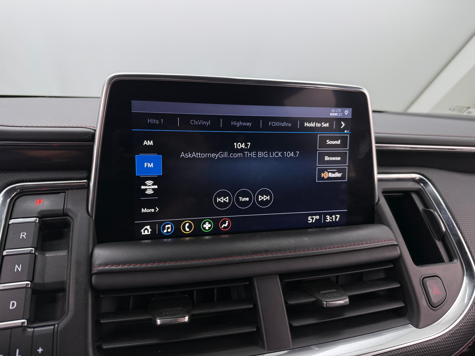 Thumbnail: 2021 Chevrolet Tahoe - 3