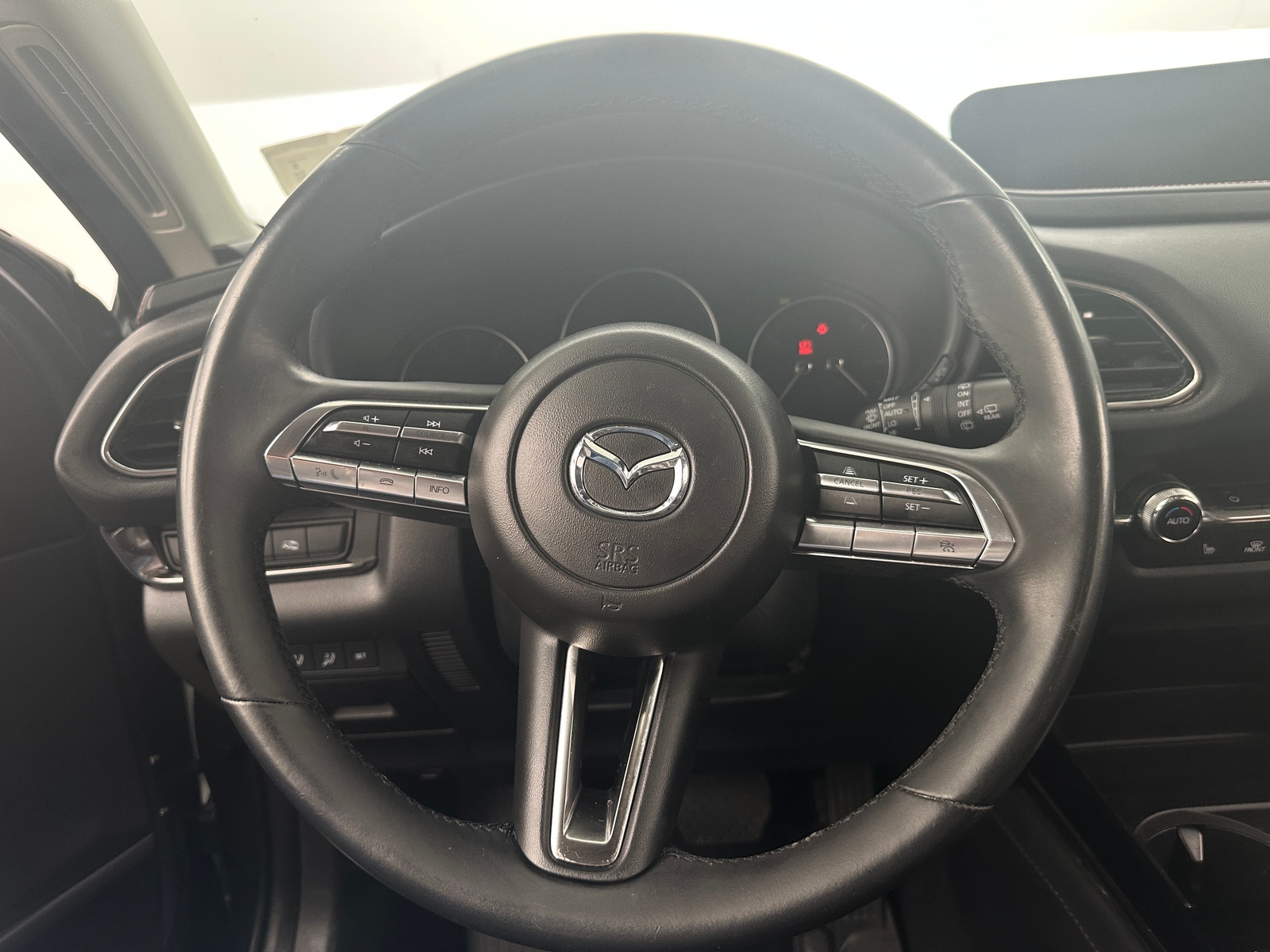 Thumbnail: 2023 Mazda CX-30 - 4