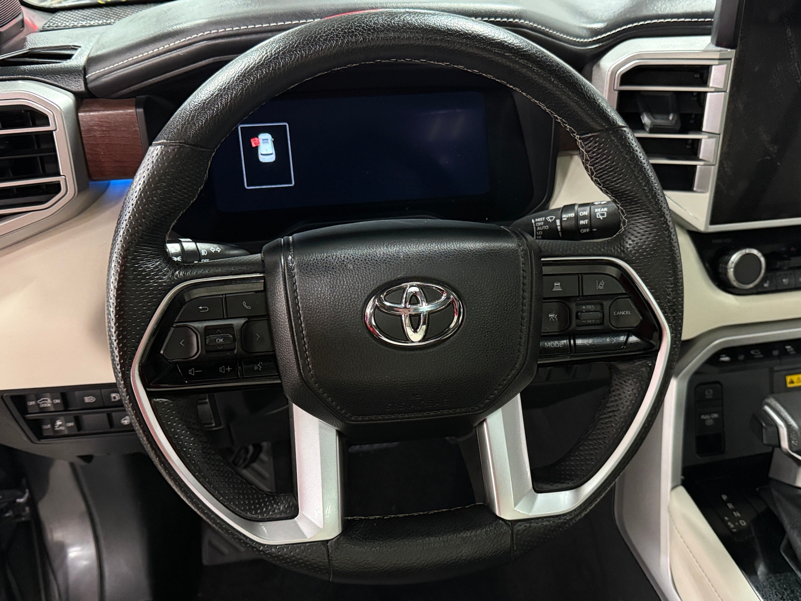 Thumbnail: 2024 Toyota Sequoia - 5