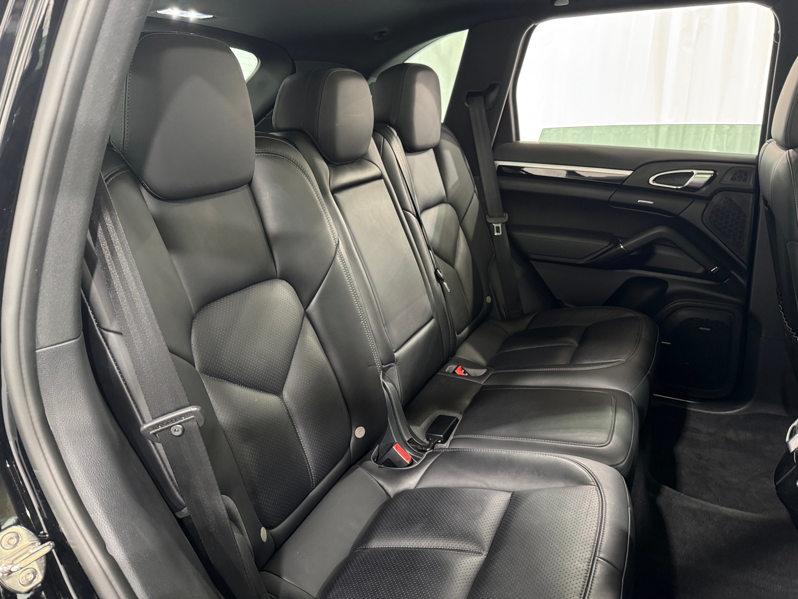 Thumbnail: 2016 Porsche Cayenne - 5