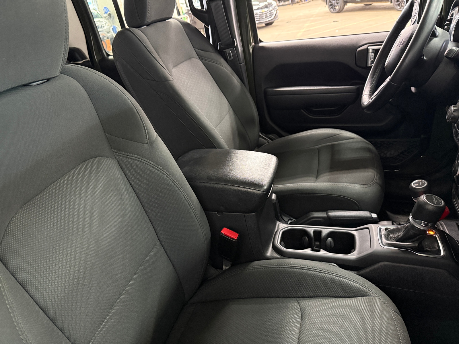 Thumbnail: 2022 Jeep Gladiator - 2