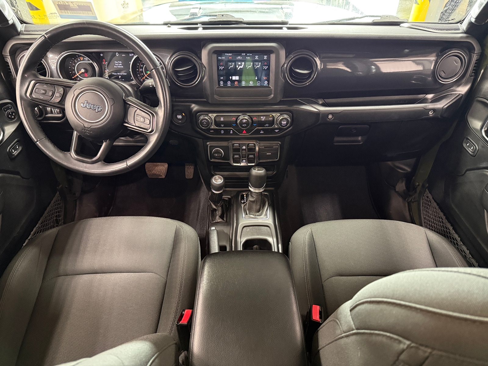 Thumbnail: 2022 Jeep Gladiator - 3