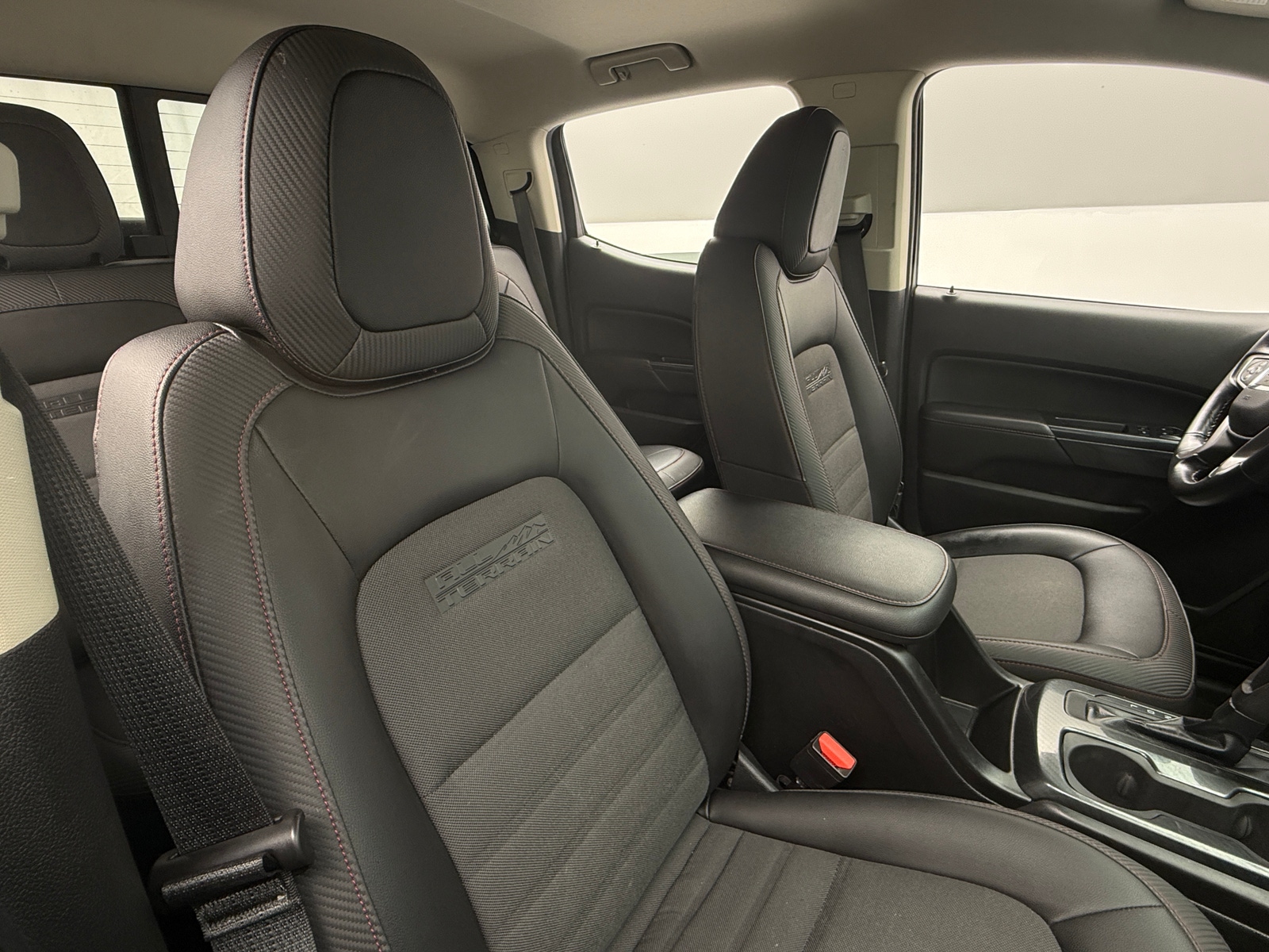 Thumbnail: 2018 GMC Canyon - 2