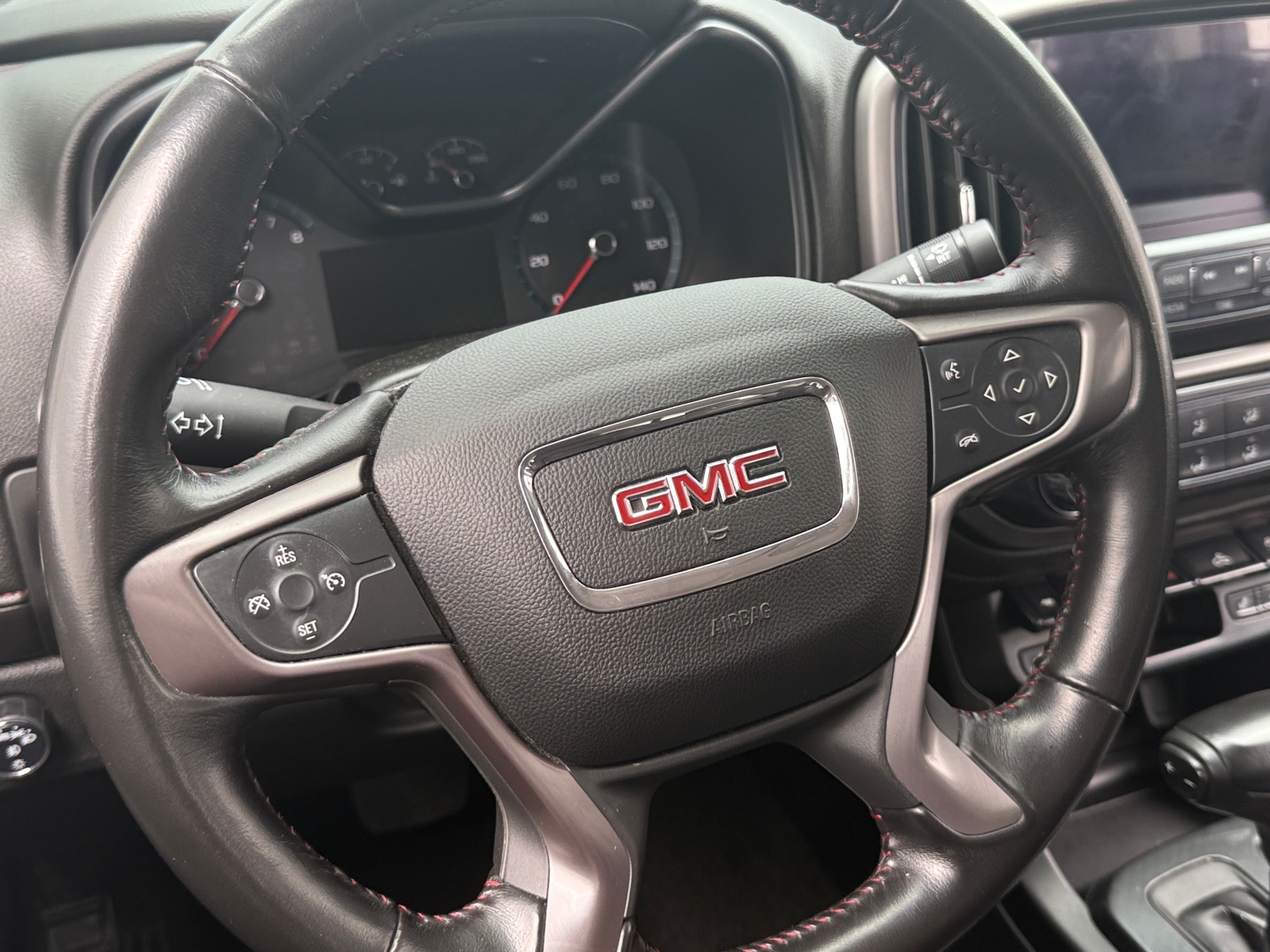 Thumbnail: 2018 GMC Canyon - 5