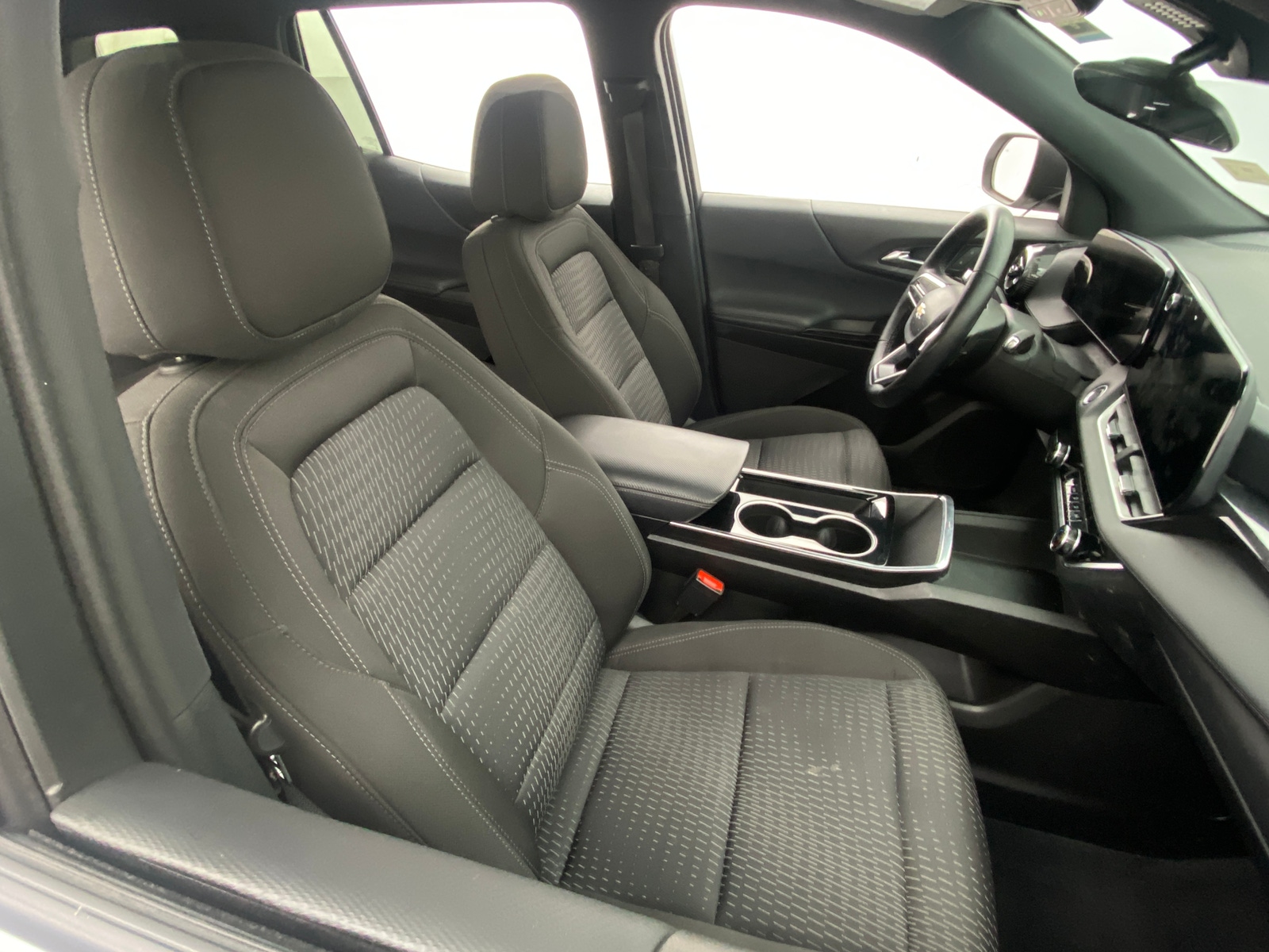 Thumbnail: 2025 Chevrolet Equinox - 2