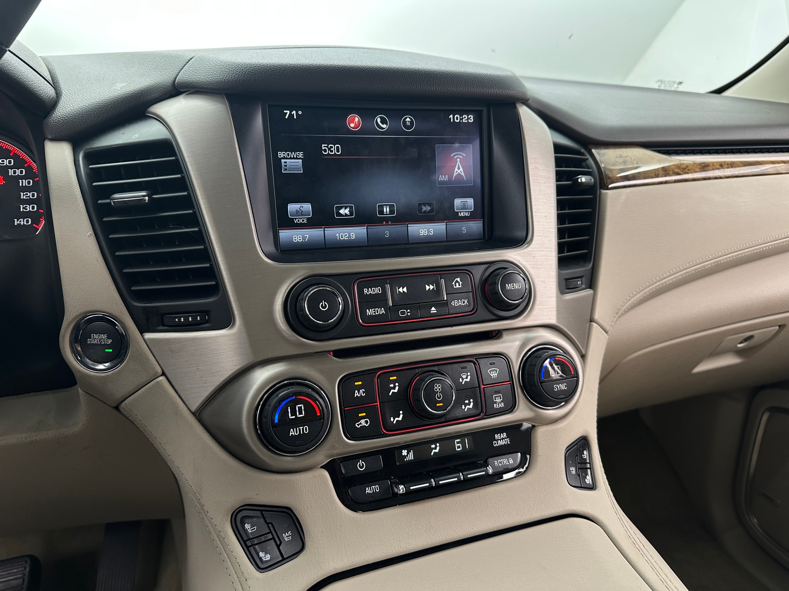 Thumbnail: 2015 GMC Yukon XL - 3