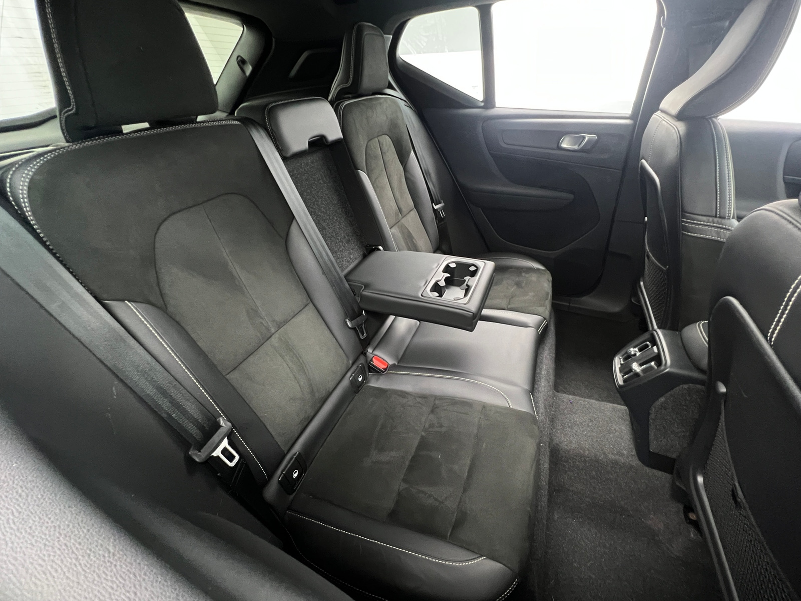 Thumbnail: 2021 Volvo XC40 - 5