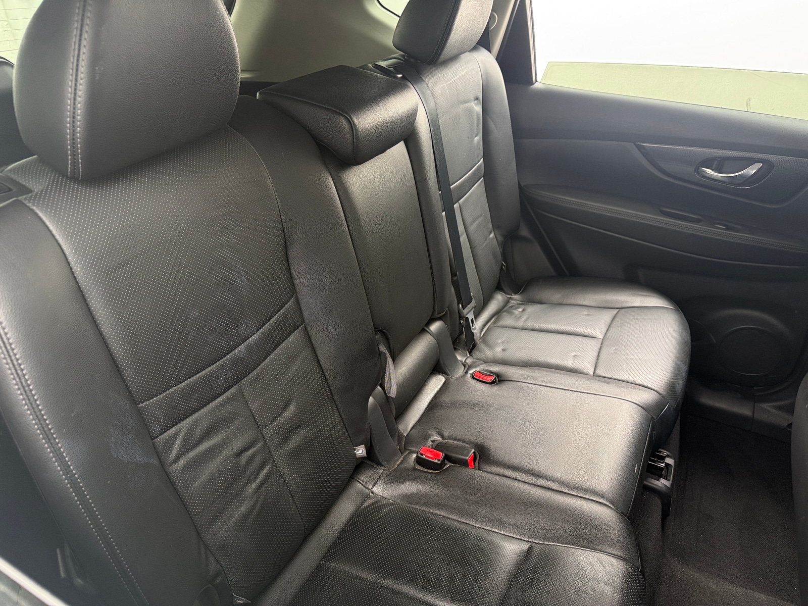 Thumbnail: 2016 Nissan Rogue - 5