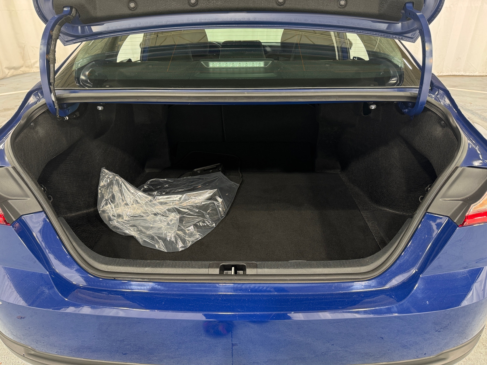 Thumbnail: 2025 Toyota Camry - 7