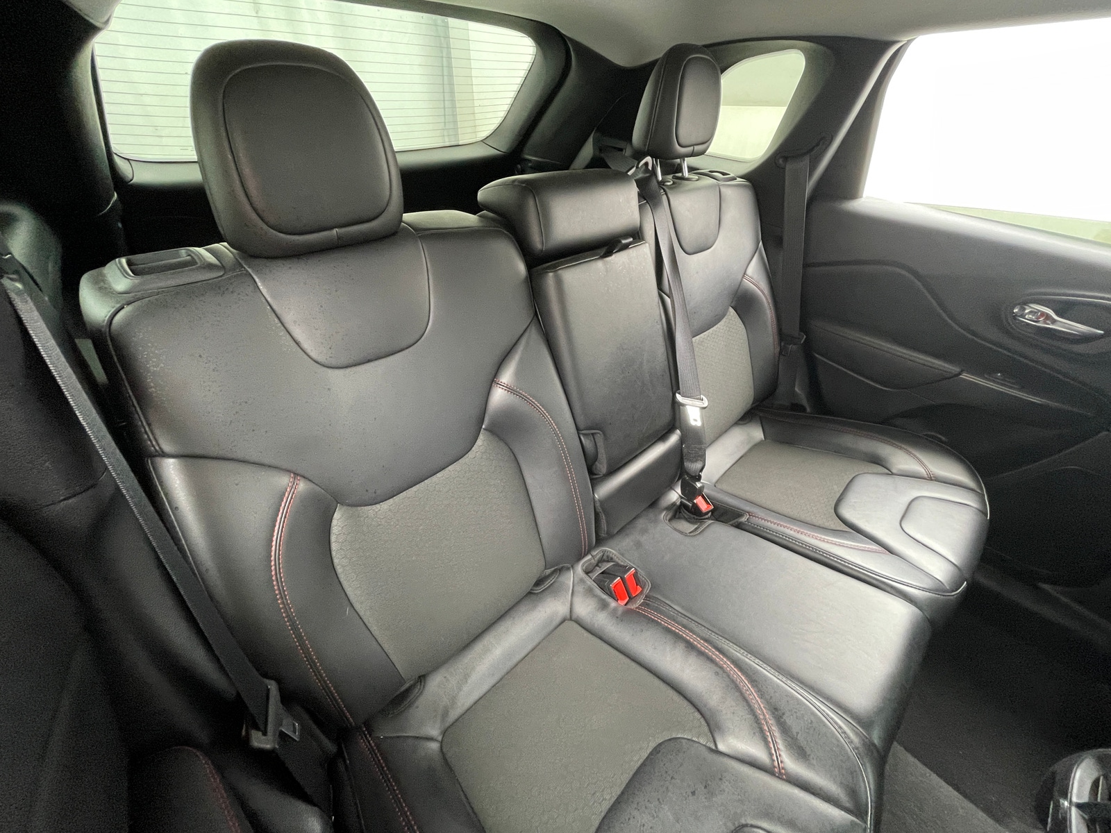 Thumbnail: 2020 Jeep Cherokee - 5