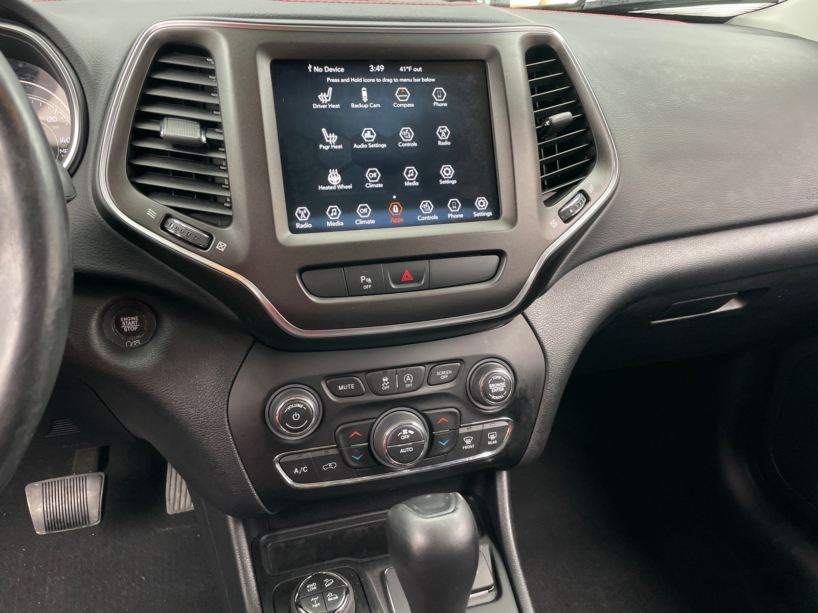 Thumbnail: 2020 Jeep Cherokee - 3