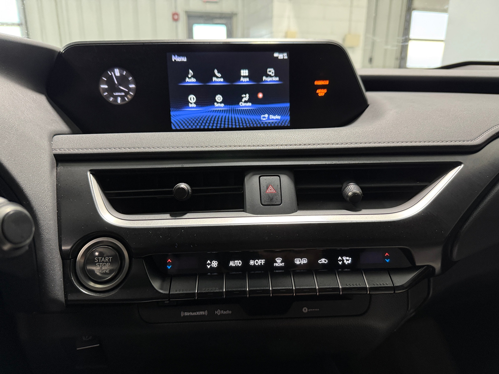 Thumbnail: 2021 Lexus UX - 4