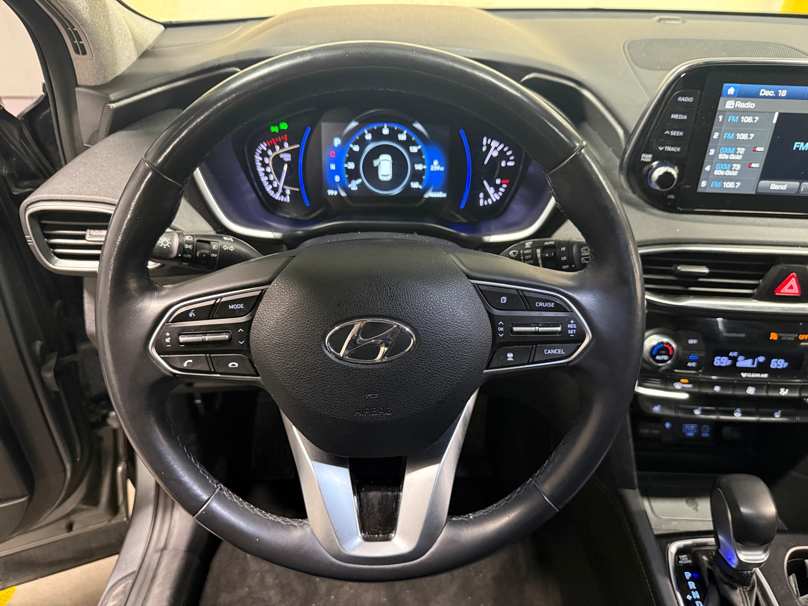 Thumbnail: 2019 Hyundai Santa Fe - 4