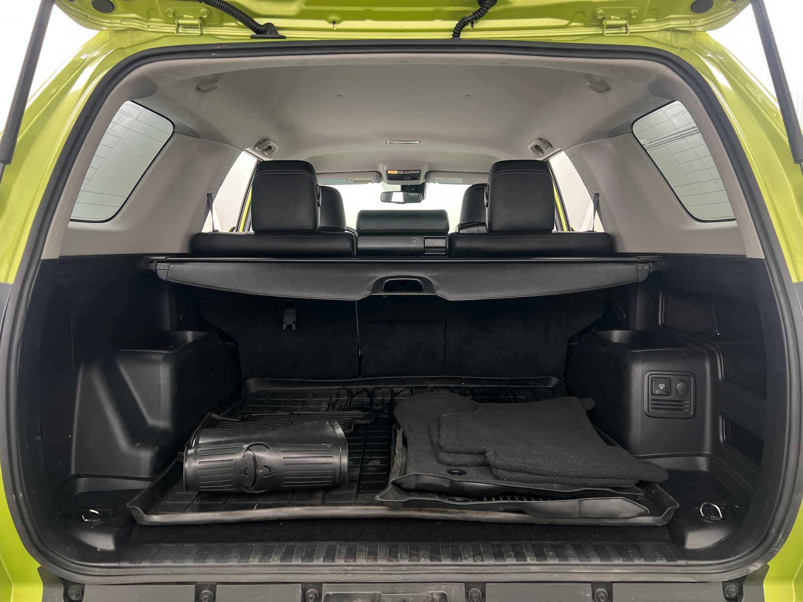 Thumbnail: 2023 Toyota 4Runner - 6