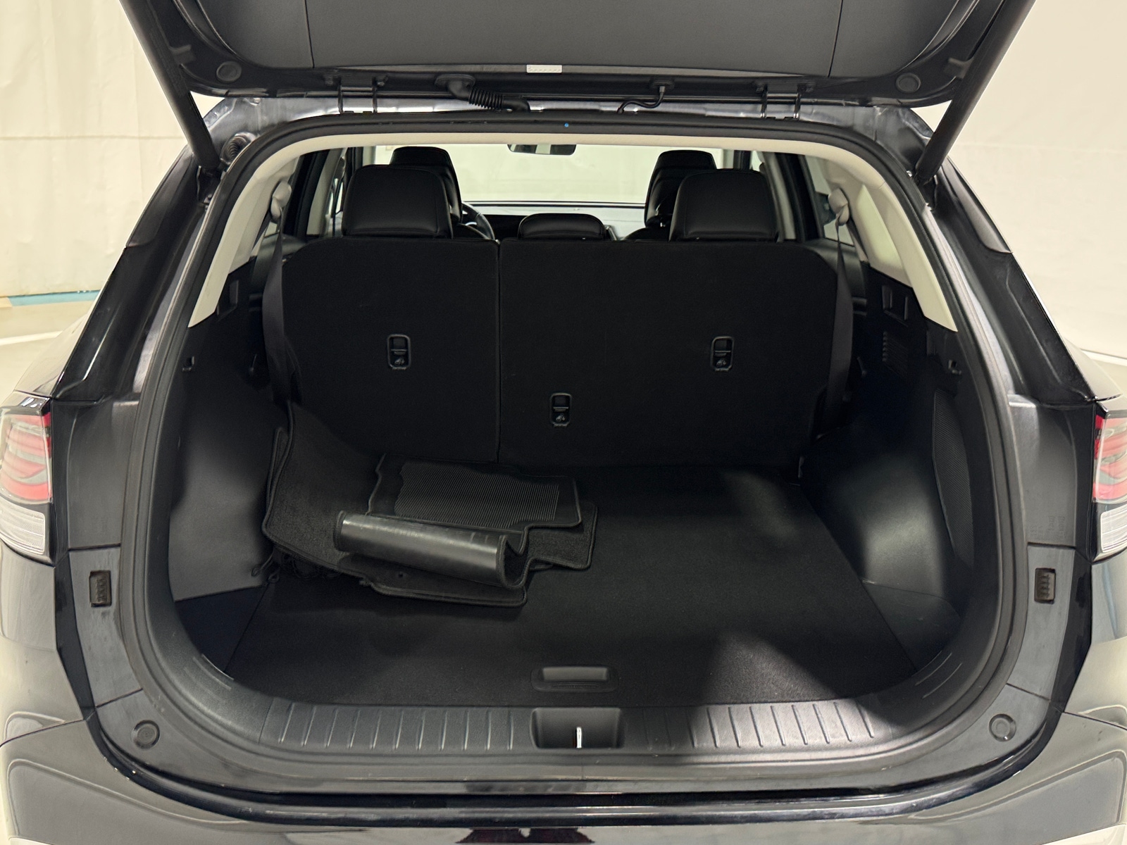 Thumbnail: 2023 Kia Sportage - 6