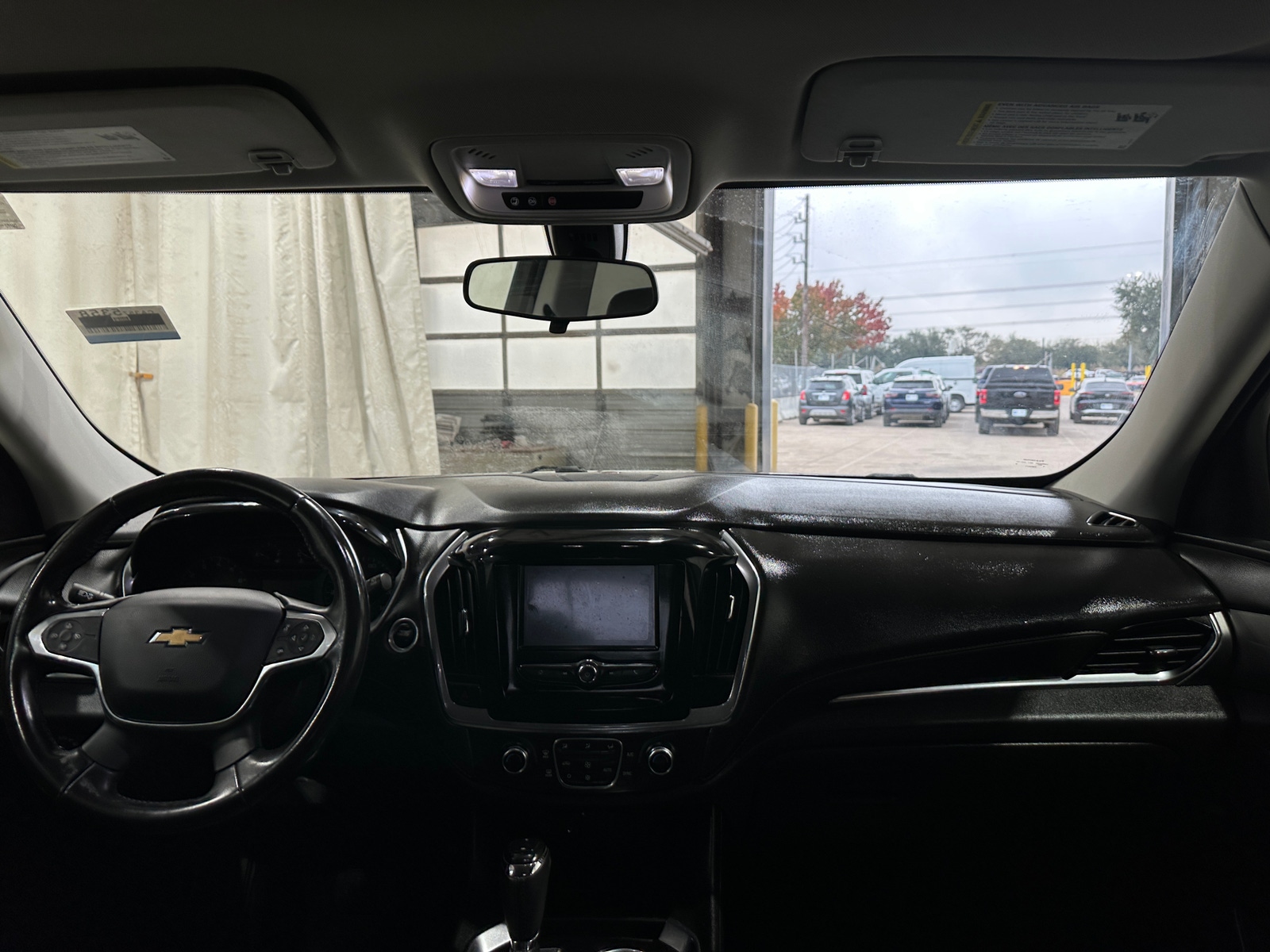 Thumbnail: 2018 Chevrolet Traverse - 3