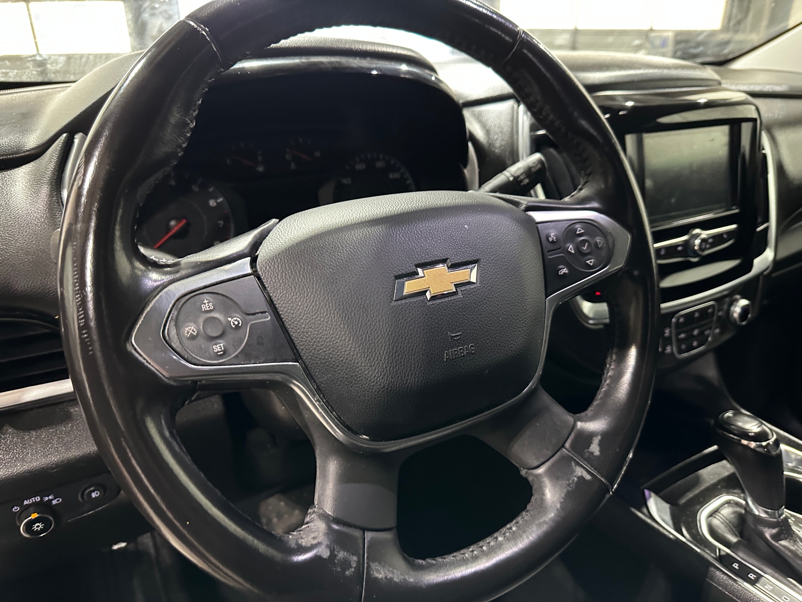 Thumbnail: 2018 Chevrolet Traverse - 5