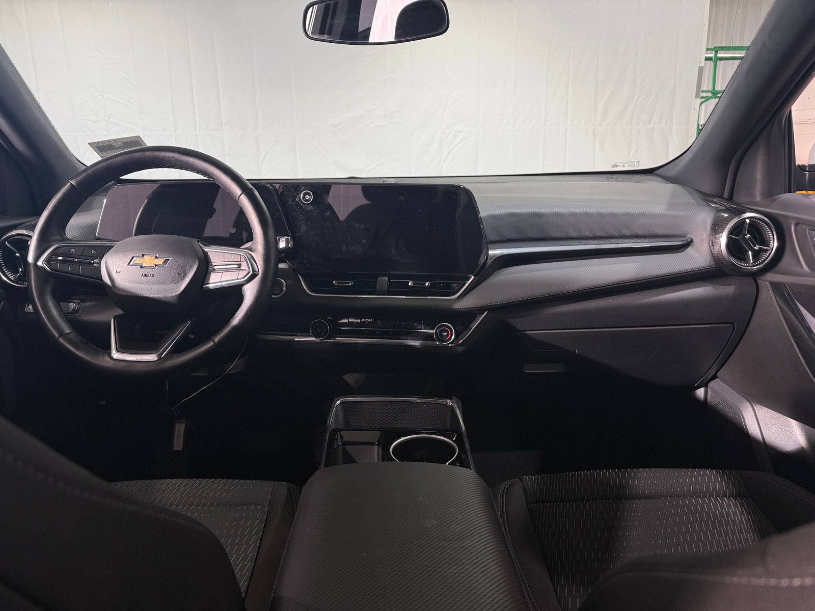 Thumbnail: 2025 Chevrolet Equinox - 3