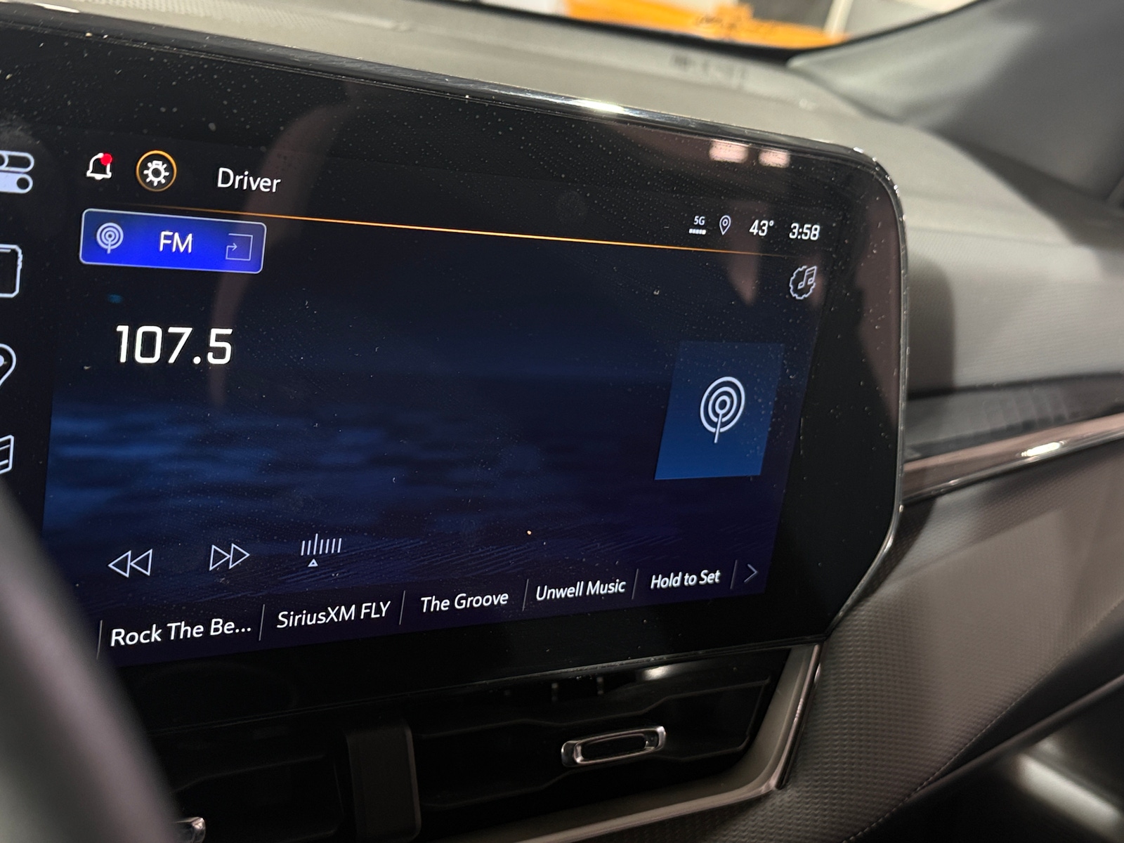 Thumbnail: 2025 Chevrolet Equinox - 4