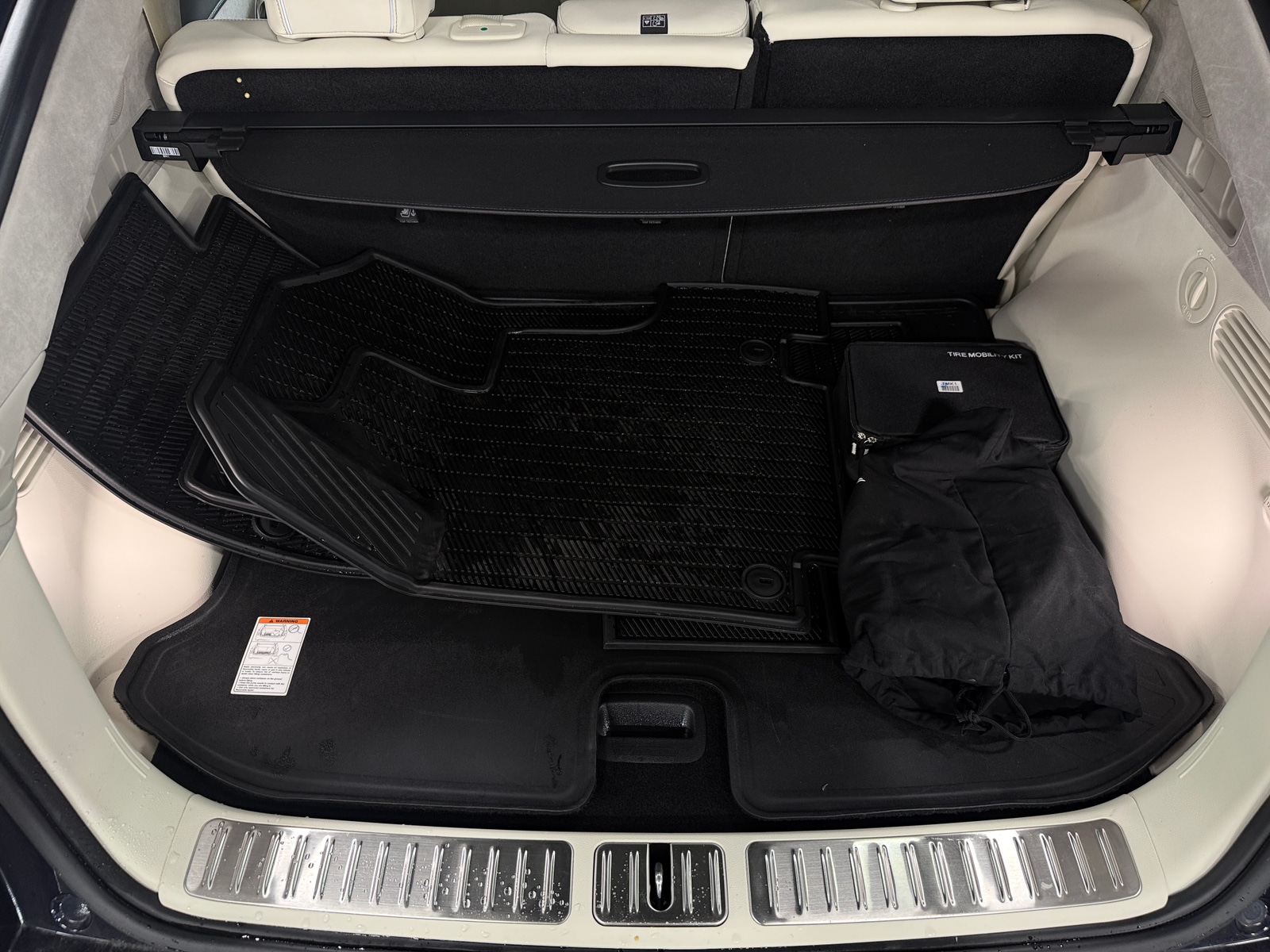 Thumbnail: 2025 Genesis GV60 - 6