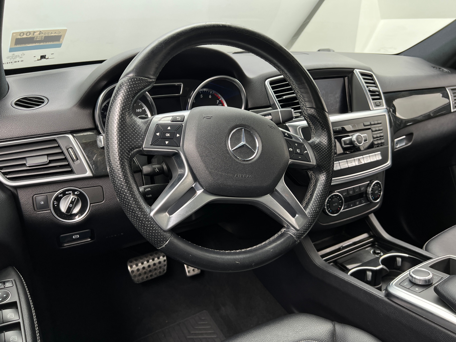Thumbnail: 2015 Mercedes-Benz M-Class - 4