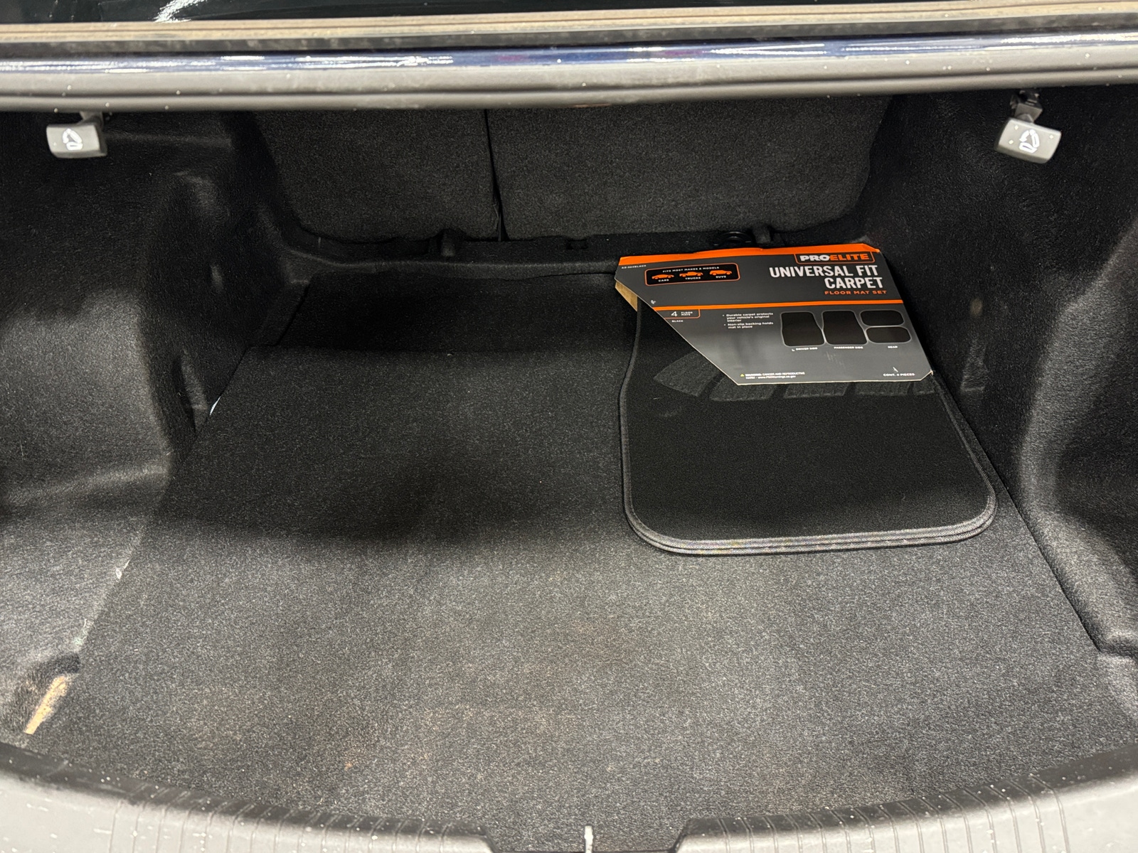 Thumbnail: 2017 Chevrolet Malibu - 7